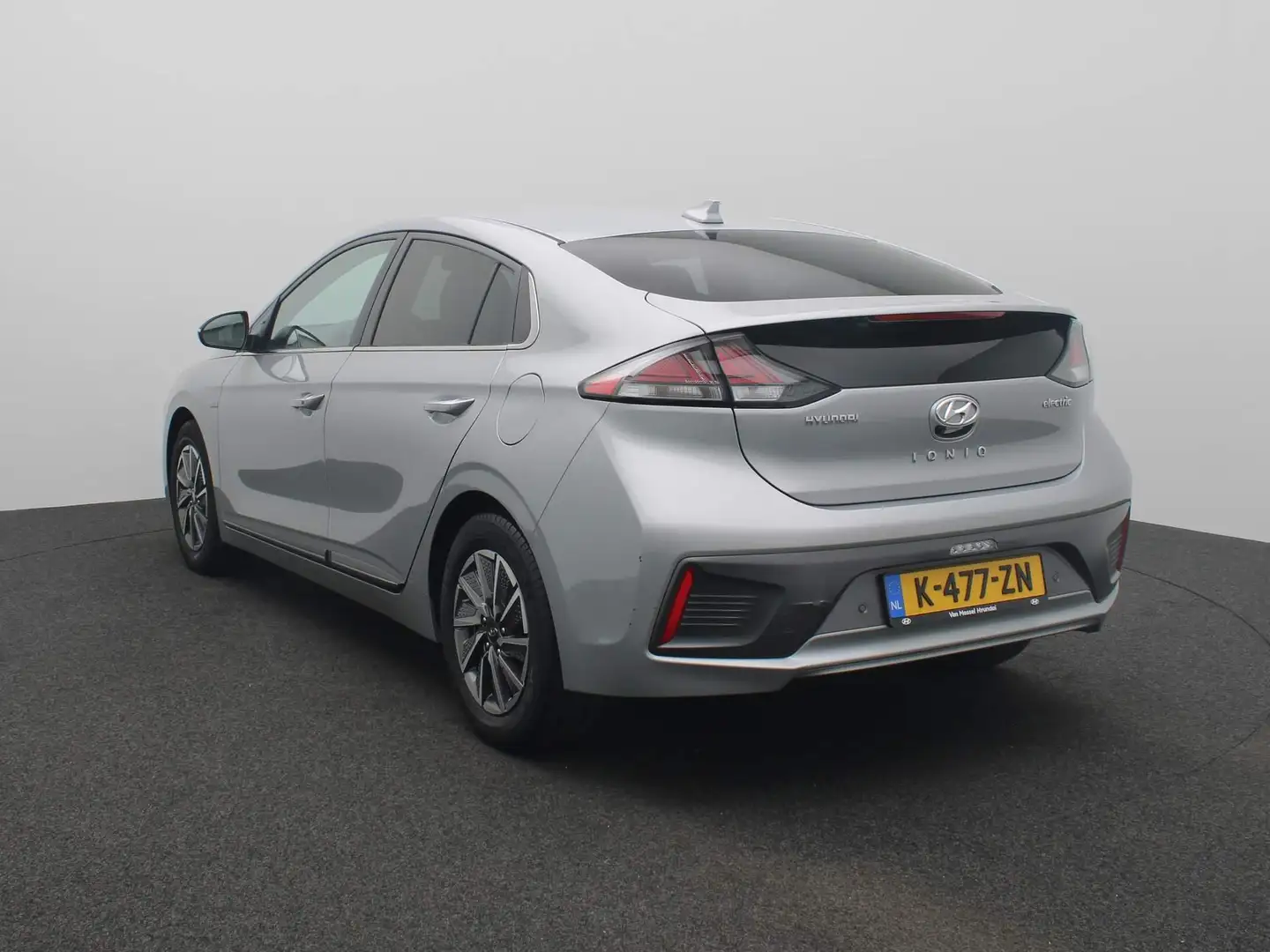 Hyundai IONIQ Premium EV 38 kWh | SEPP subsidie mogelijk | Airco Grijs - 2