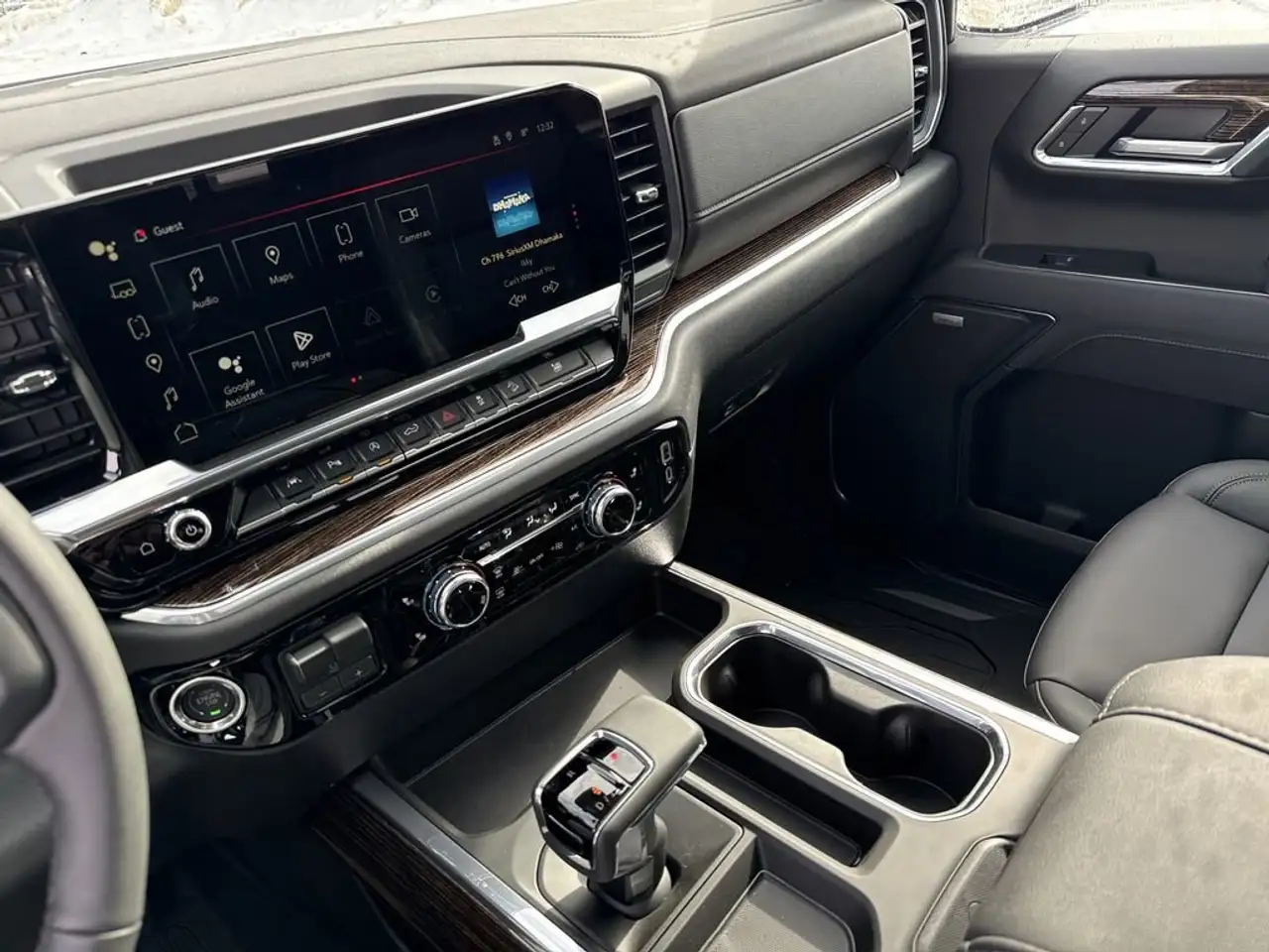 GMC Sierra 1500 снимка GMC Sierra 1500
