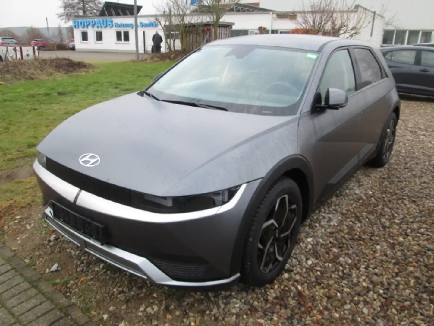 Hyundai IONIQ 5 Elektro 77 Technik-Paket inkl. Assistenz-Paket Grau - 2