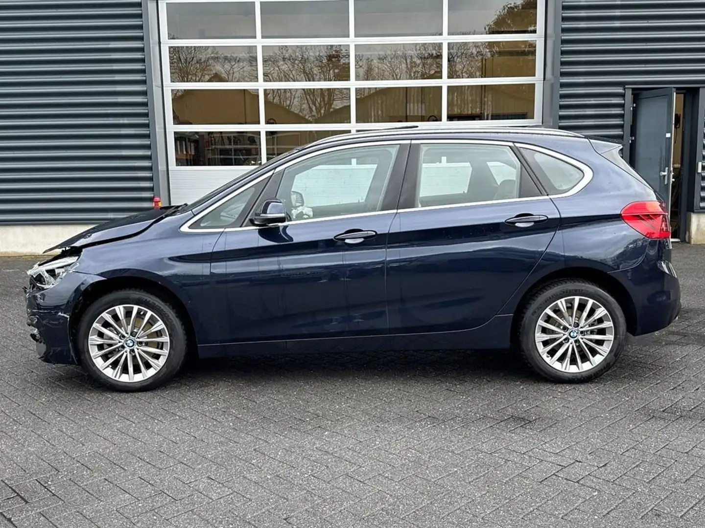 BMW 218 2-serie Active Tourer 218i High Executive, navigat Blauw - 2