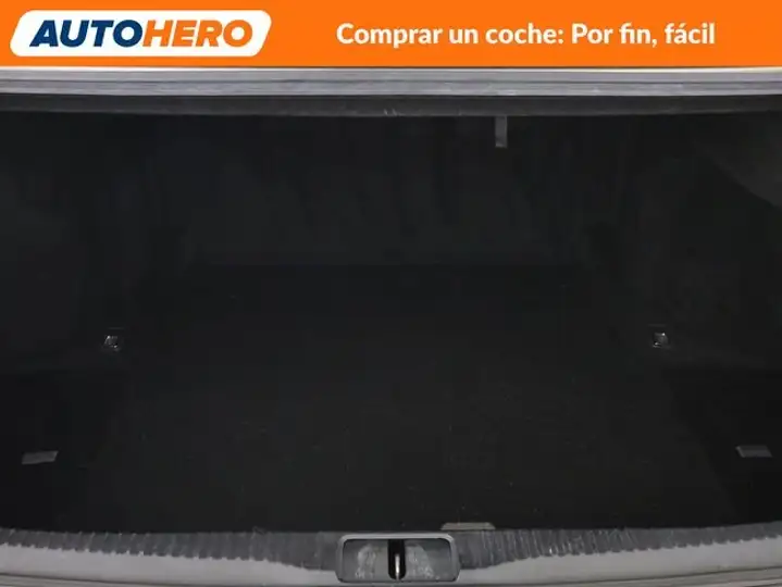 Lexus GS300 2018, foto 18