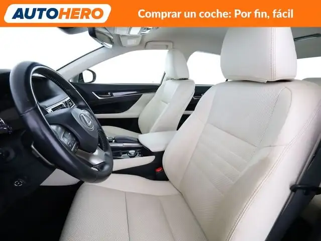 Lexus GS view 11