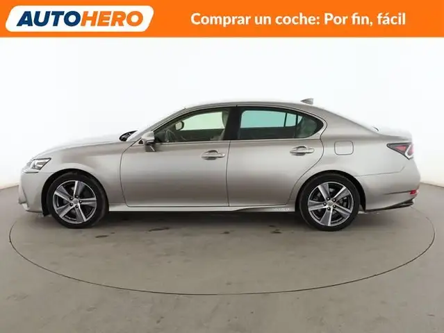Lexus GS view 3