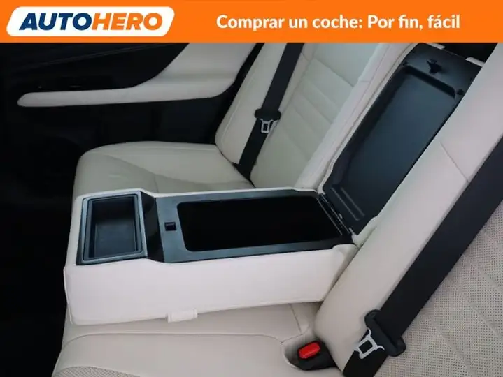 Lexus GS300 2018, foto 41