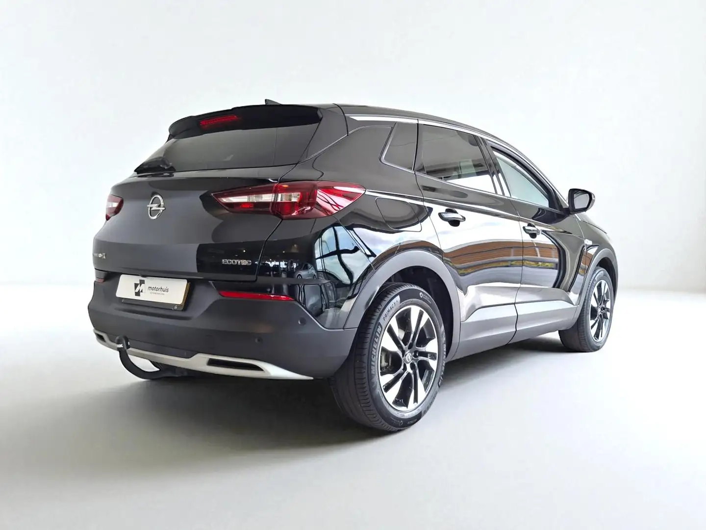Opel Grandland X 1.2 Turbo 130pk S&amp;S Ultimate NAVI CAMERE WINTE Zwart - 2