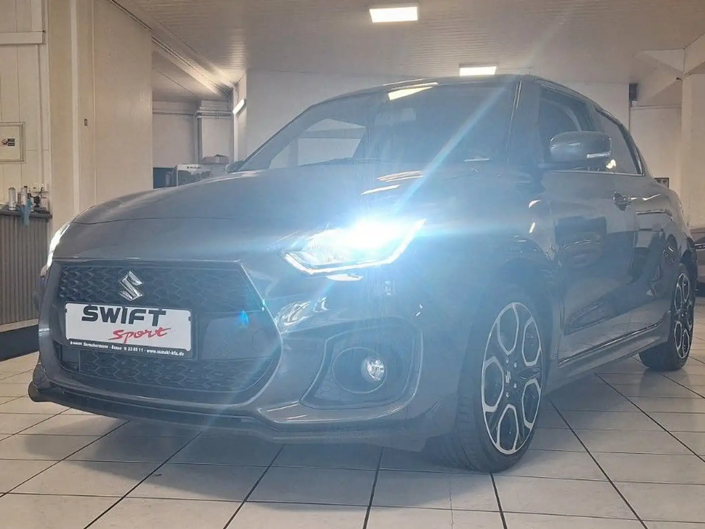 Suzuki Swift 1.4 BOOSTERJET HYBRID Sport /WKR Grau - 2