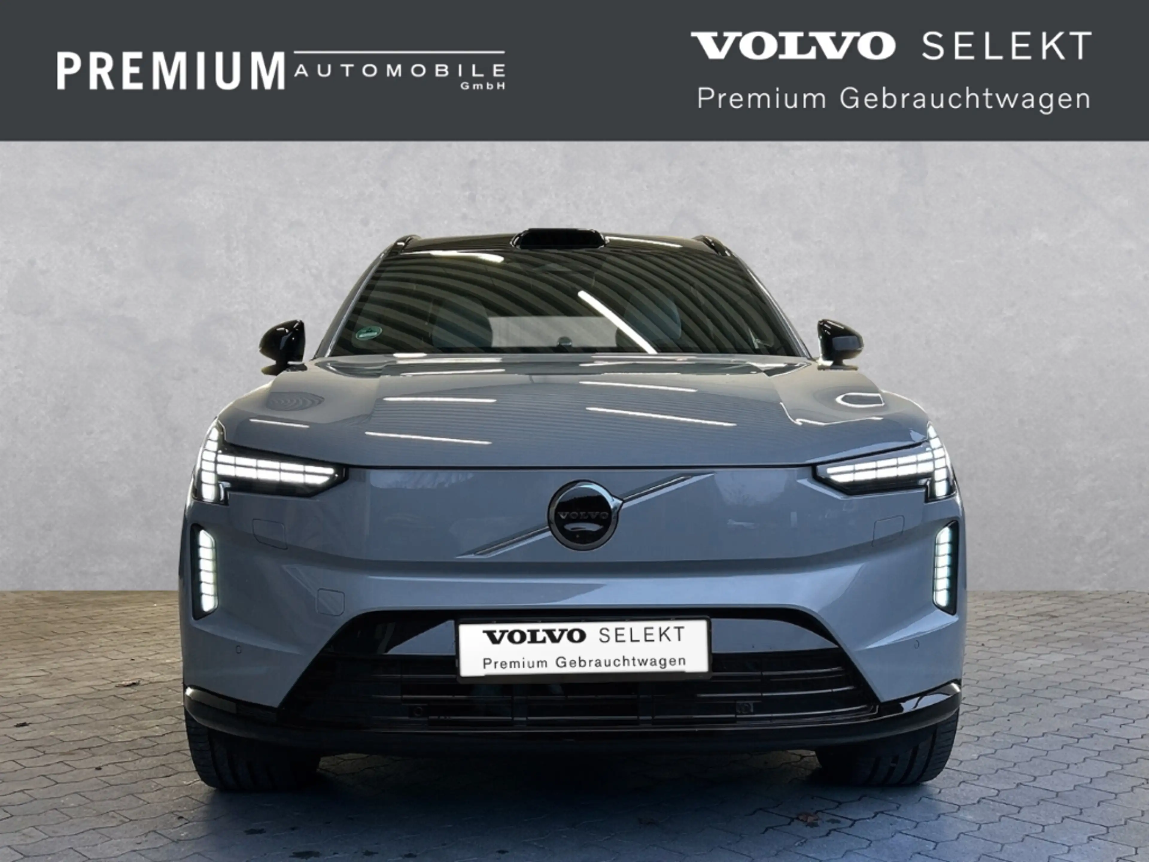 Volvo EX90 Ultra Pure Electric AWD Twin Motor 7-Sitzer B&W/Pi — photo 8