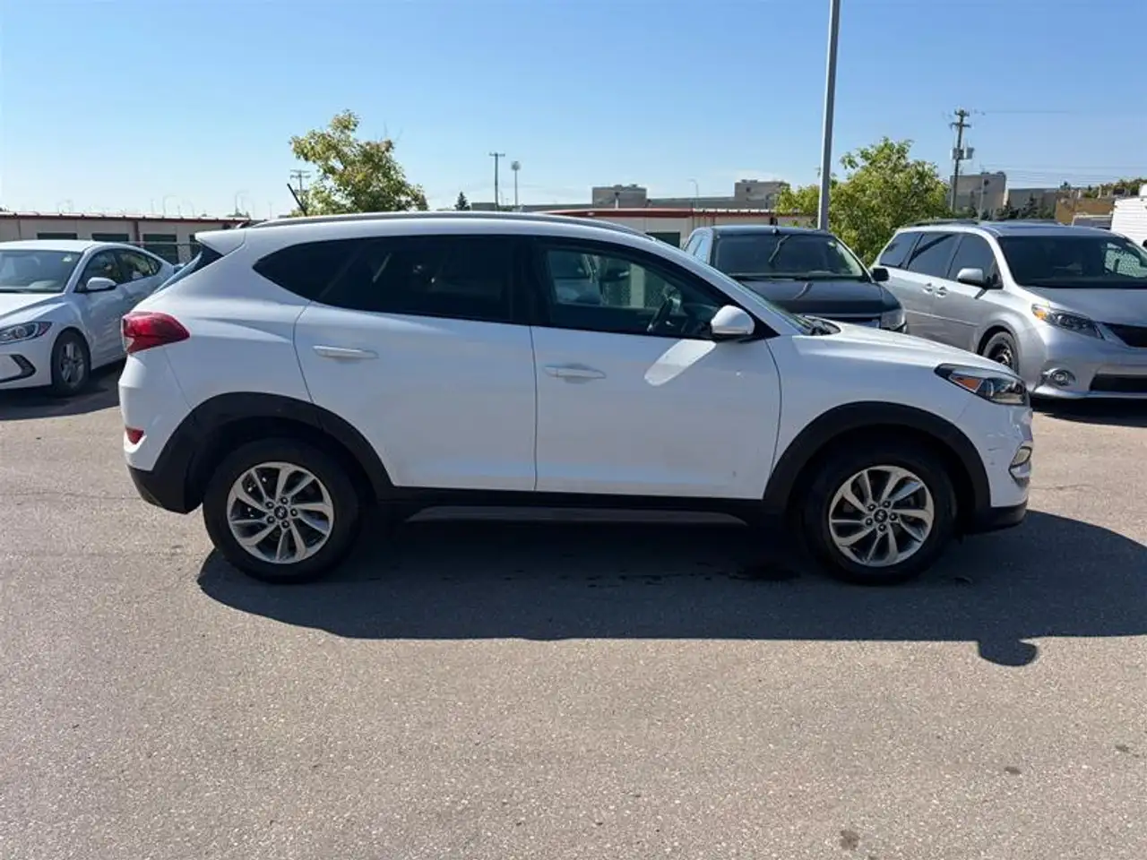 Hyundai TUCSON photo Hyundai TUCSON