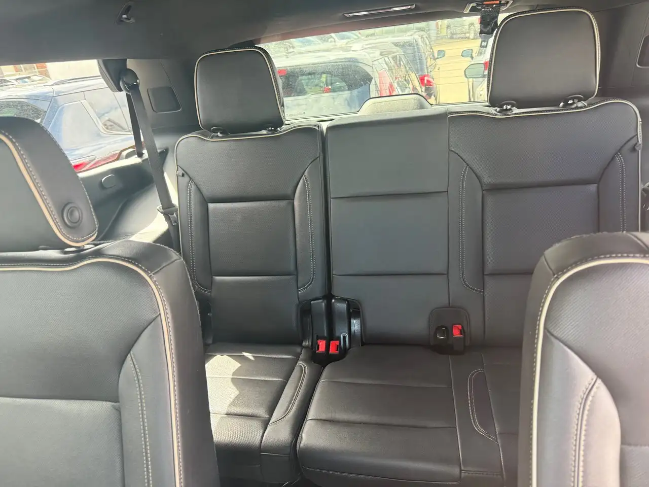 Chevrolet Tahoe photo Chevrolet Tahoe