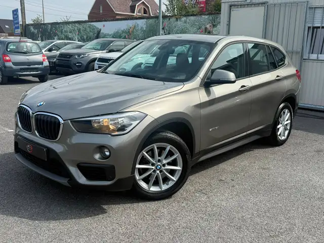 BMW X1 X1 1.5iA sDrive18 / CAMERA / HEADSUP / AUTO / CLIM / GPS