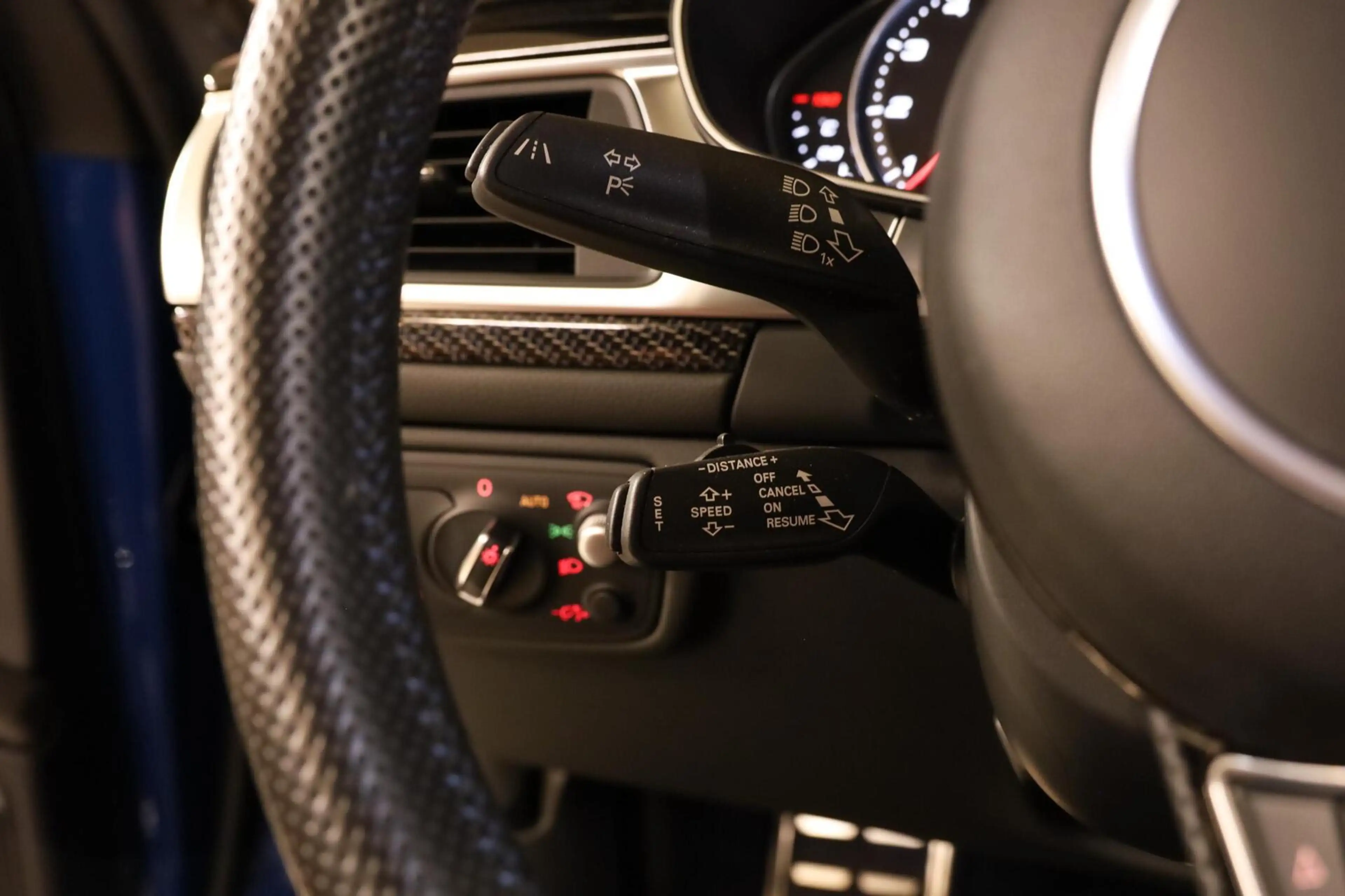 Audi RS6 Avant 4.0 TFSI RS 6 quattro performance Pro Line P — photo 20