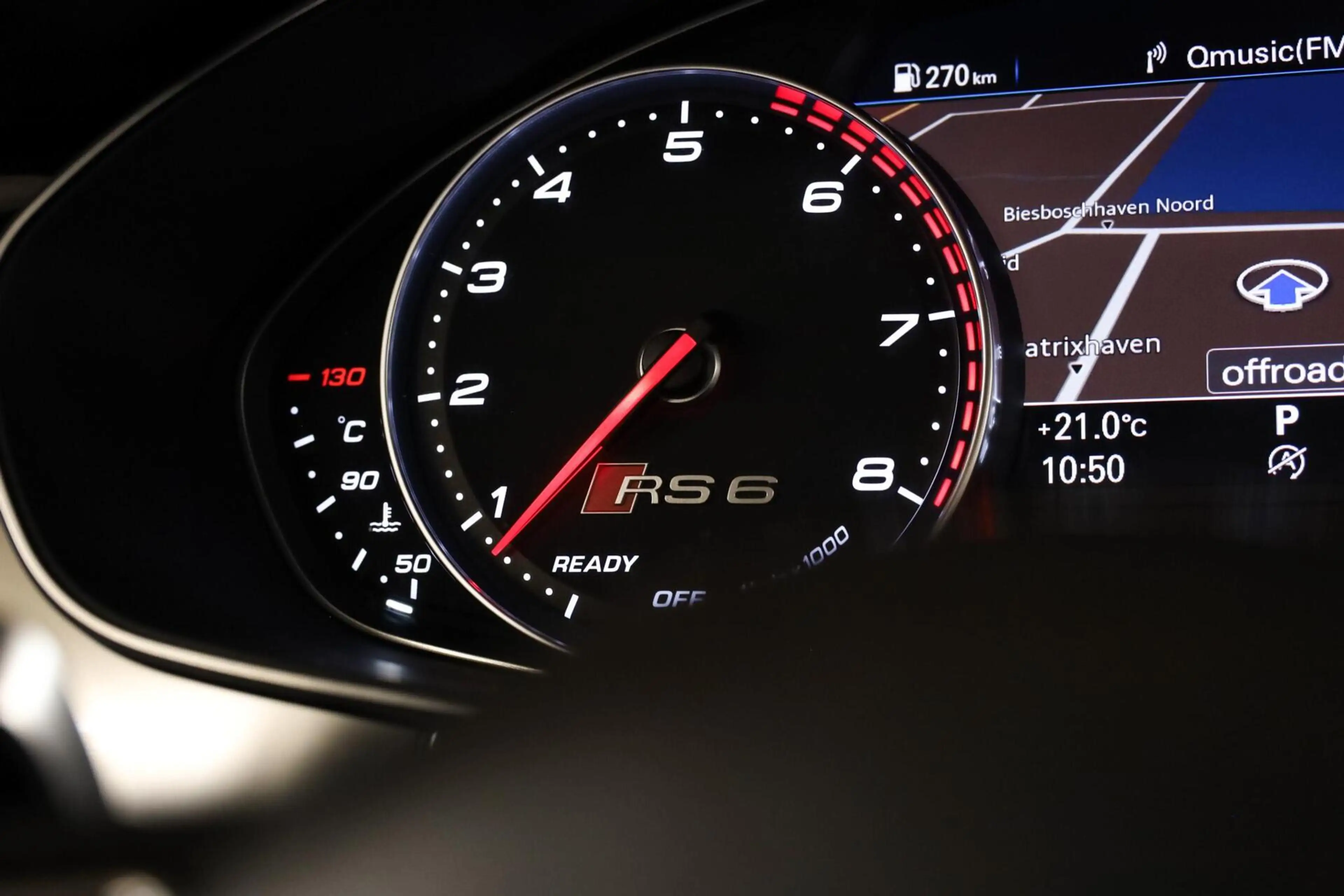 Audi RS6 Avant 4.0 TFSI RS 6 quattro performance Pro Line P — photo 35