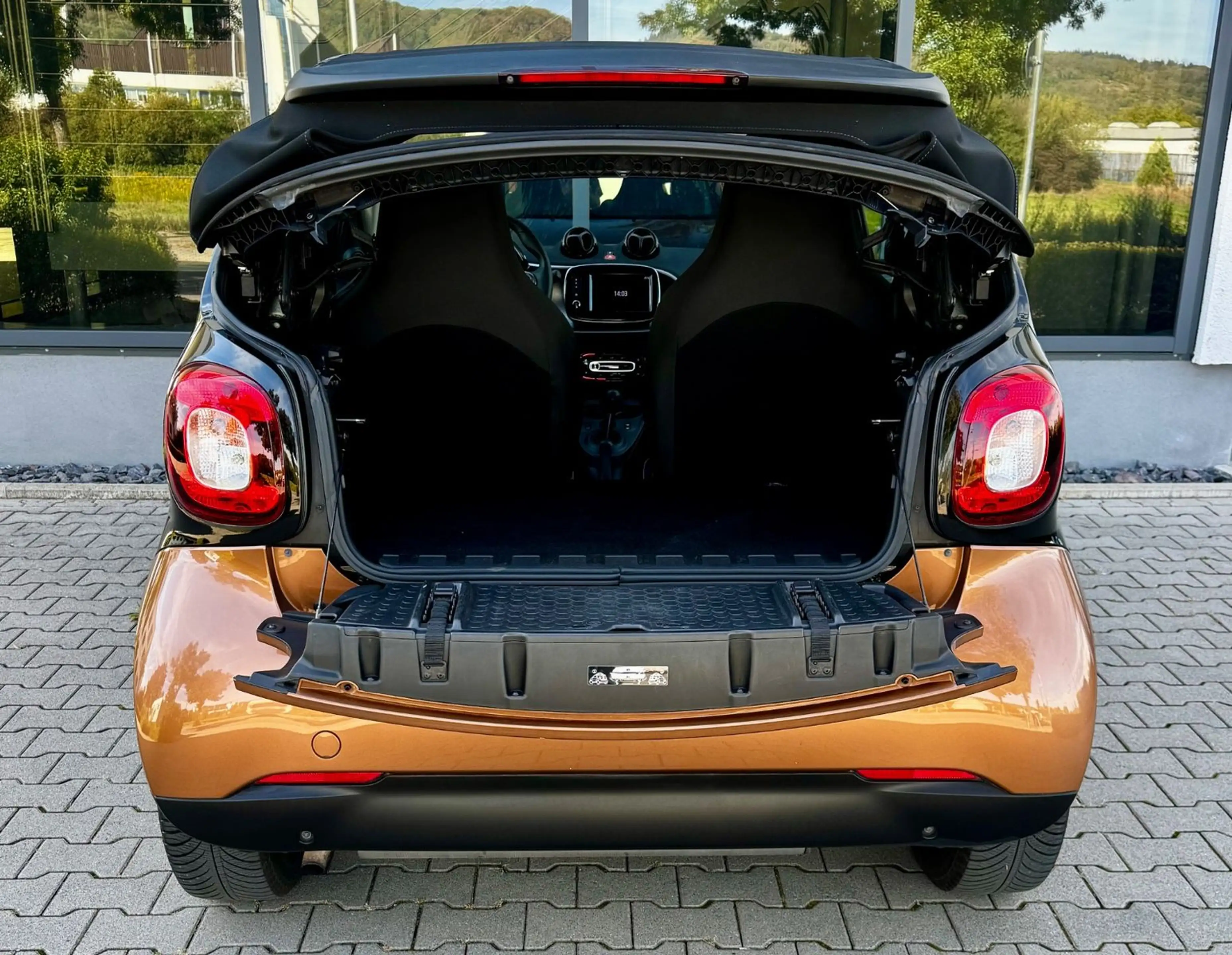 smart forTwo Cabrio AUTOMAT*NUR 40.000KM*SHZ*NAV*KLIMA — photo 10