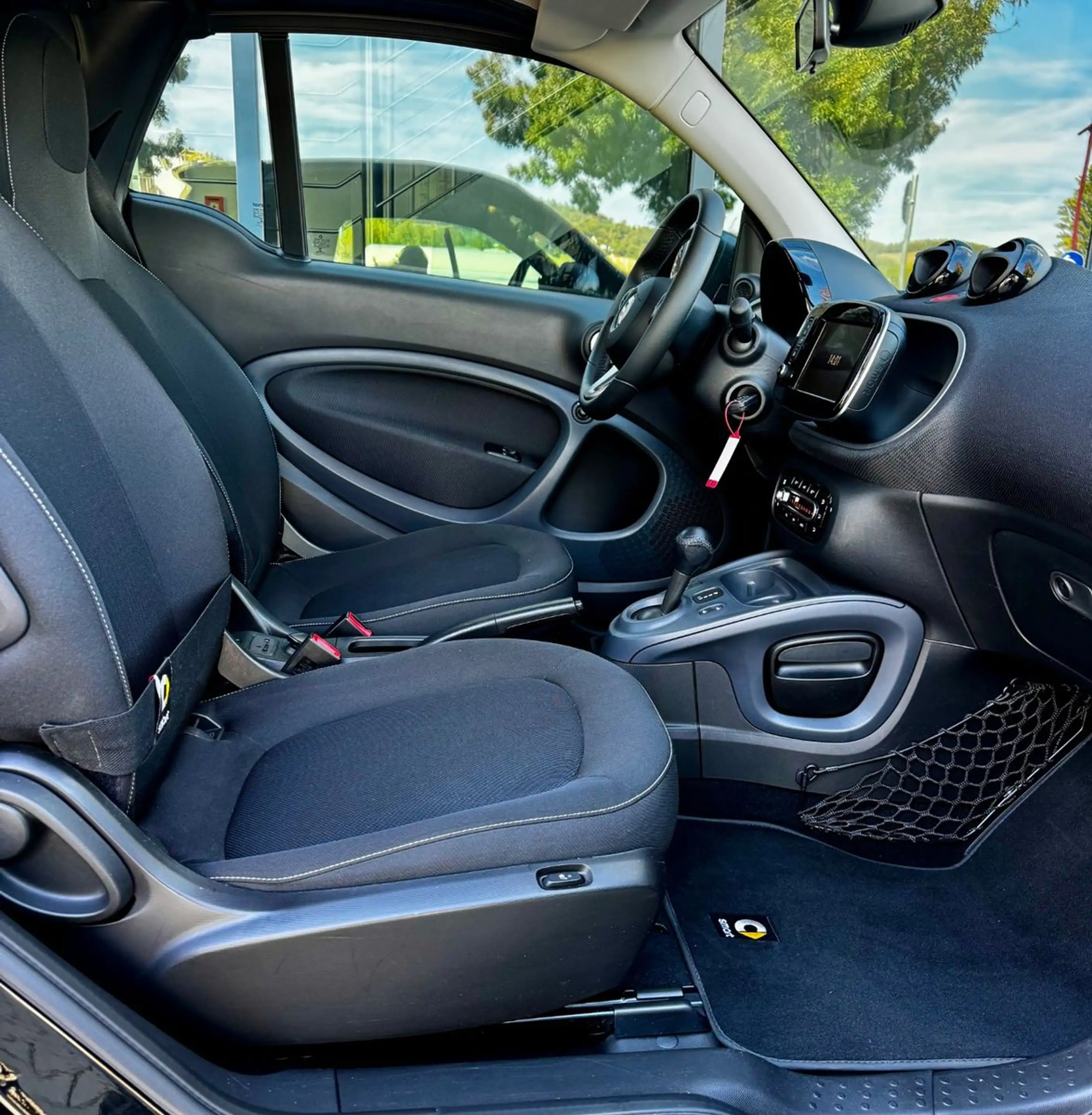 smart forTwo Cabrio AUTOMAT*NUR 40.000KM*SHZ*NAV*KLIMA — photo 20