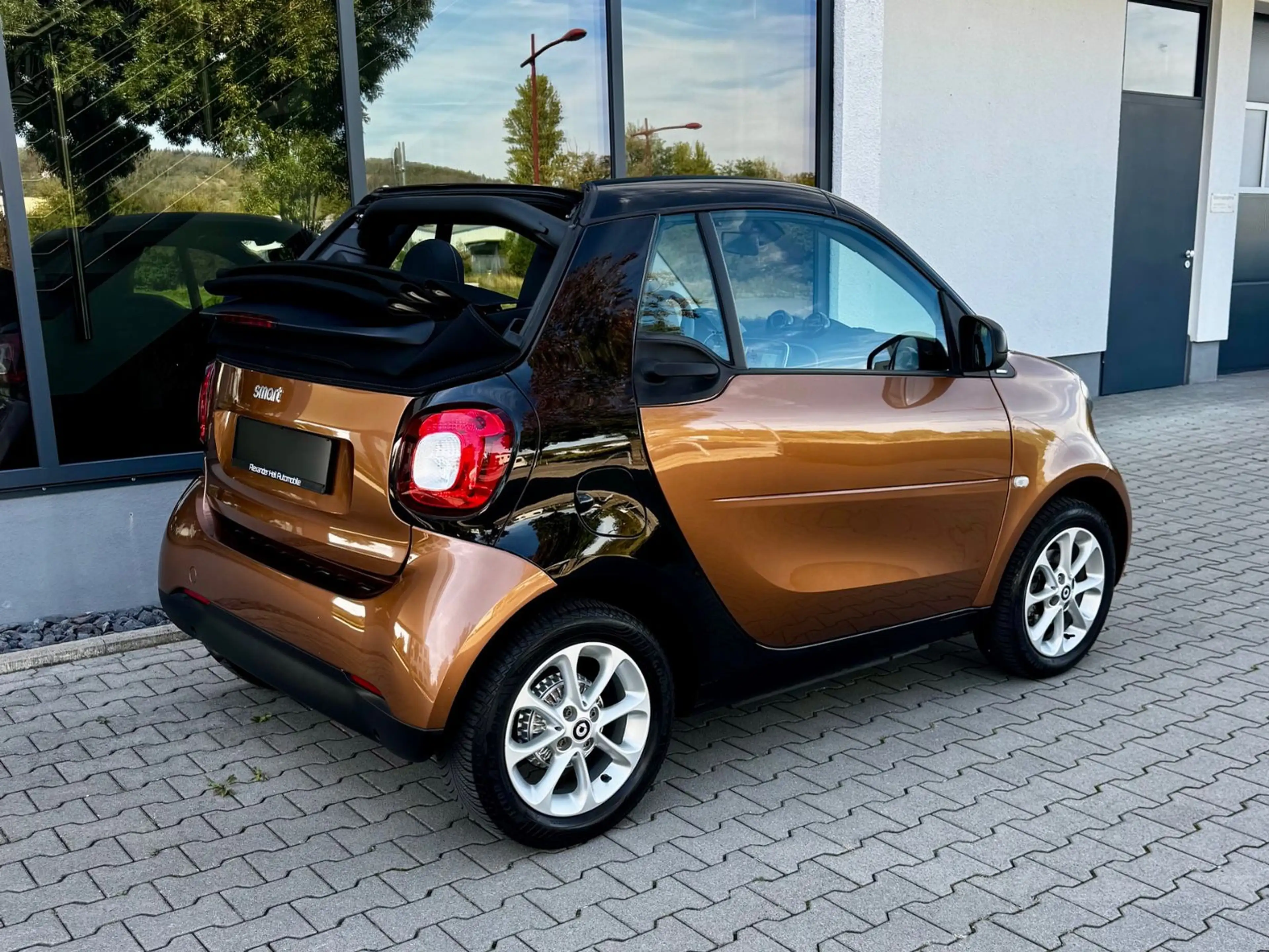 smart forTwo Cabrio AUTOMAT*NUR 40.000KM*SHZ*NAV*KLIMA — photo 21