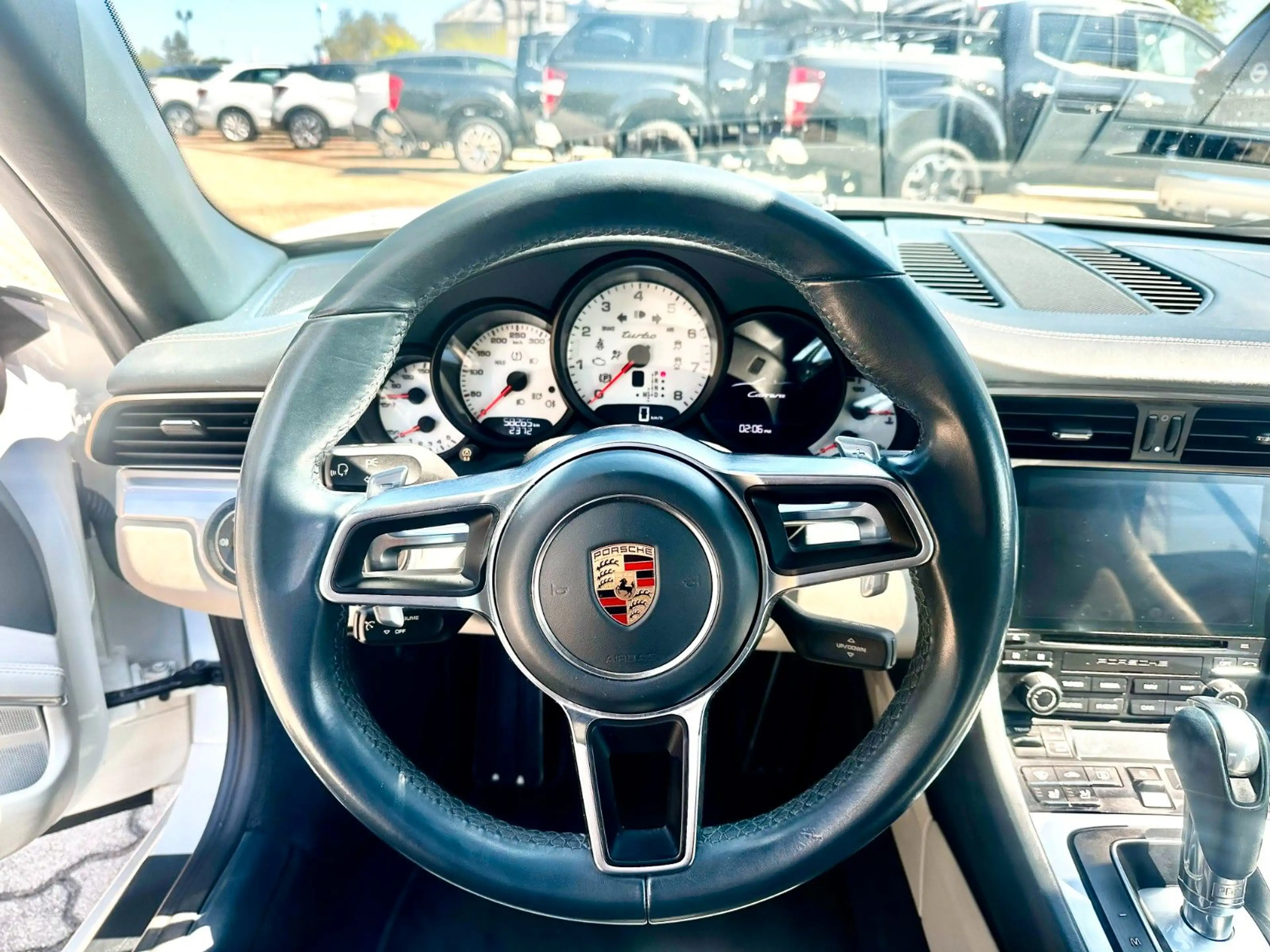 Porsche 911 Carrera Cabriolet — photo 12