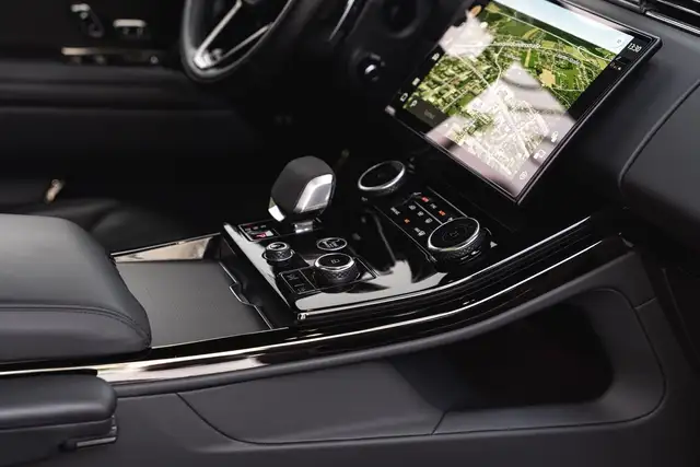 Land Rover Range Rover Sport D300 3.0 HSE DYNAMIC Mild-Hybrid // MEGA OP Ansicht 33