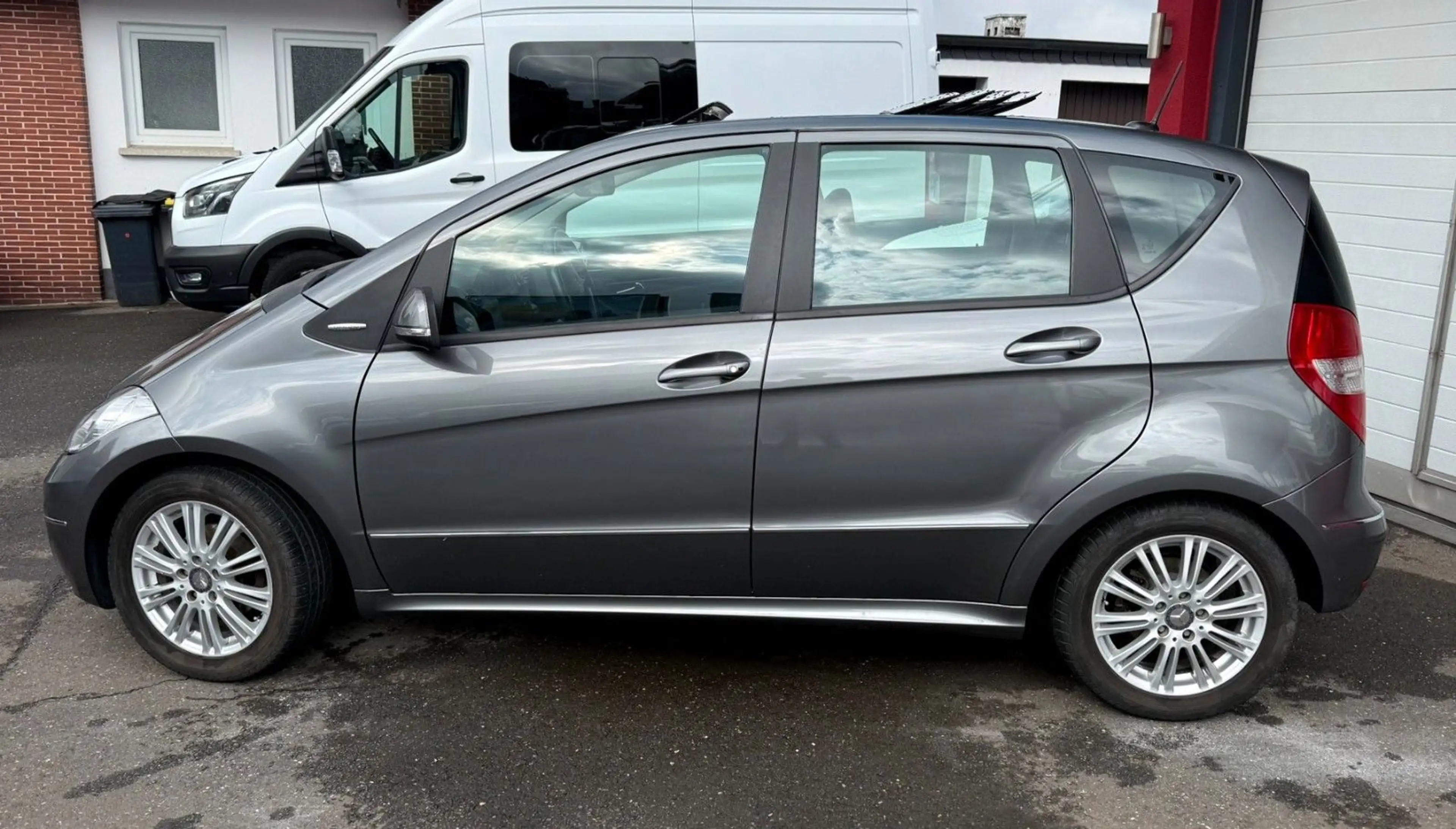 Mercedes-Benz A 150 Elegance Klima/Sitzheizung/Teilleder — photo 2