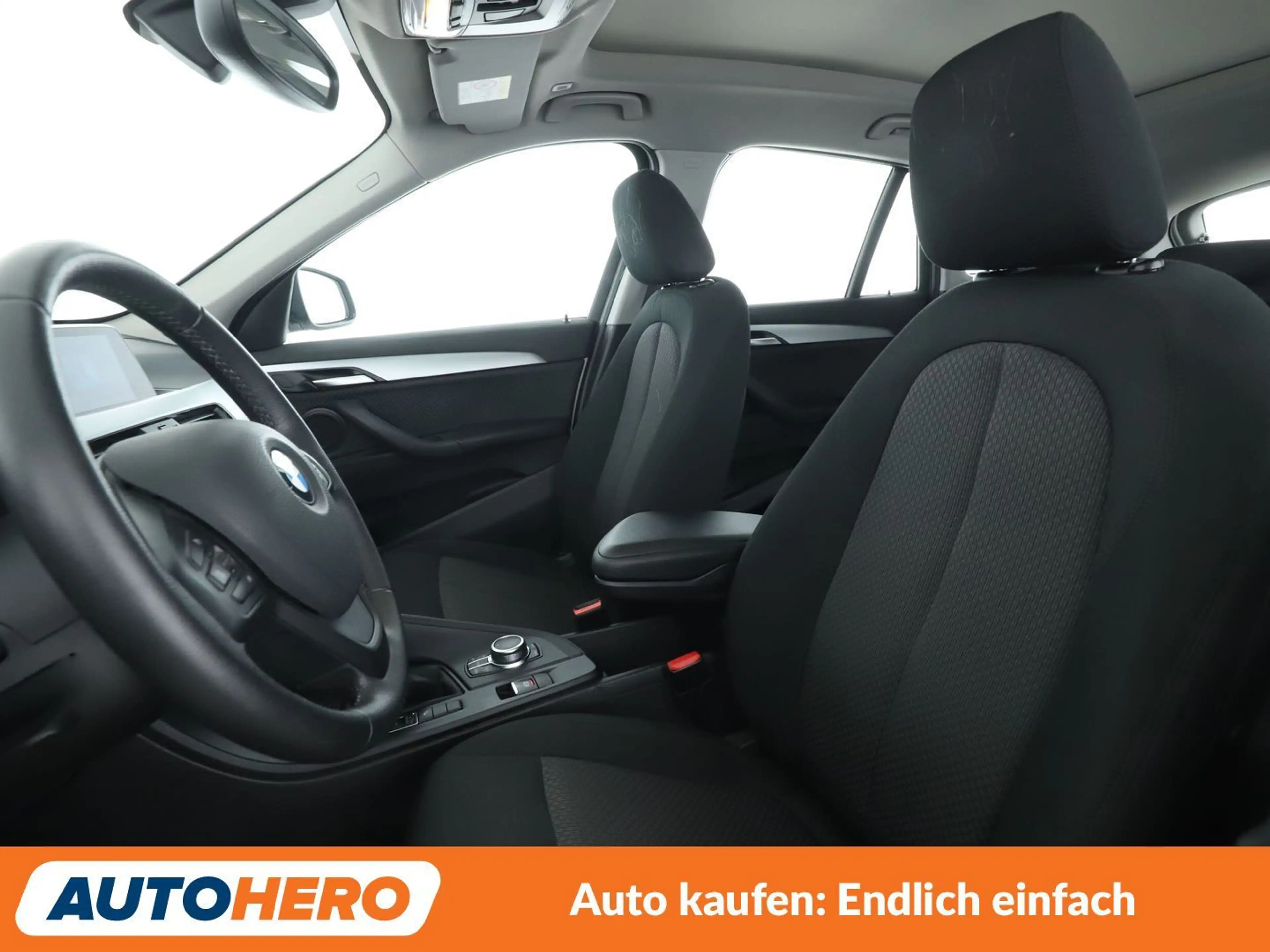 BMW X1 sDrive 18i Advantage*NAVI*LED*TEMPO* — photo 10