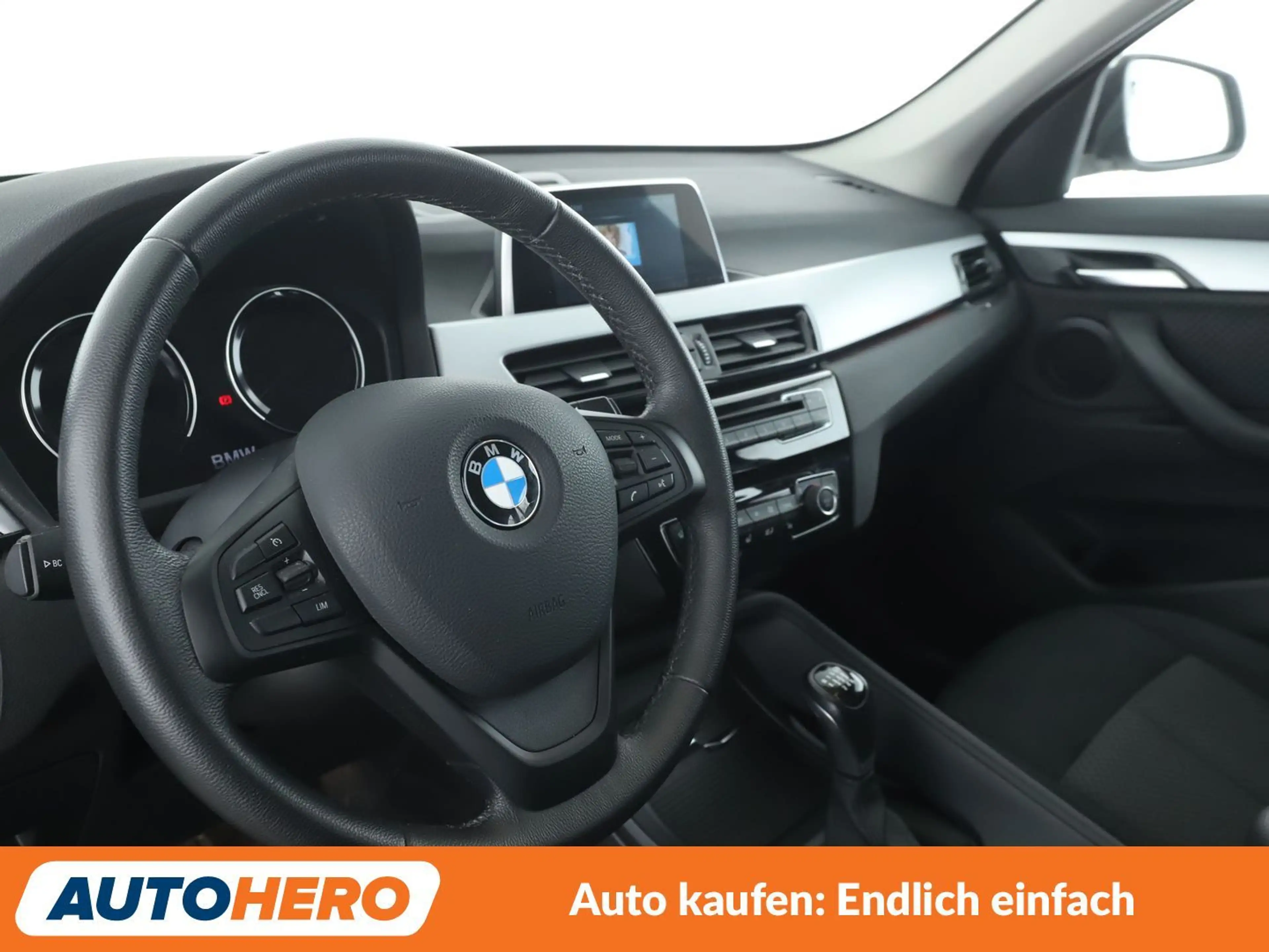 BMW X1 sDrive 18i Advantage*NAVI*LED*TEMPO* — photo 11
