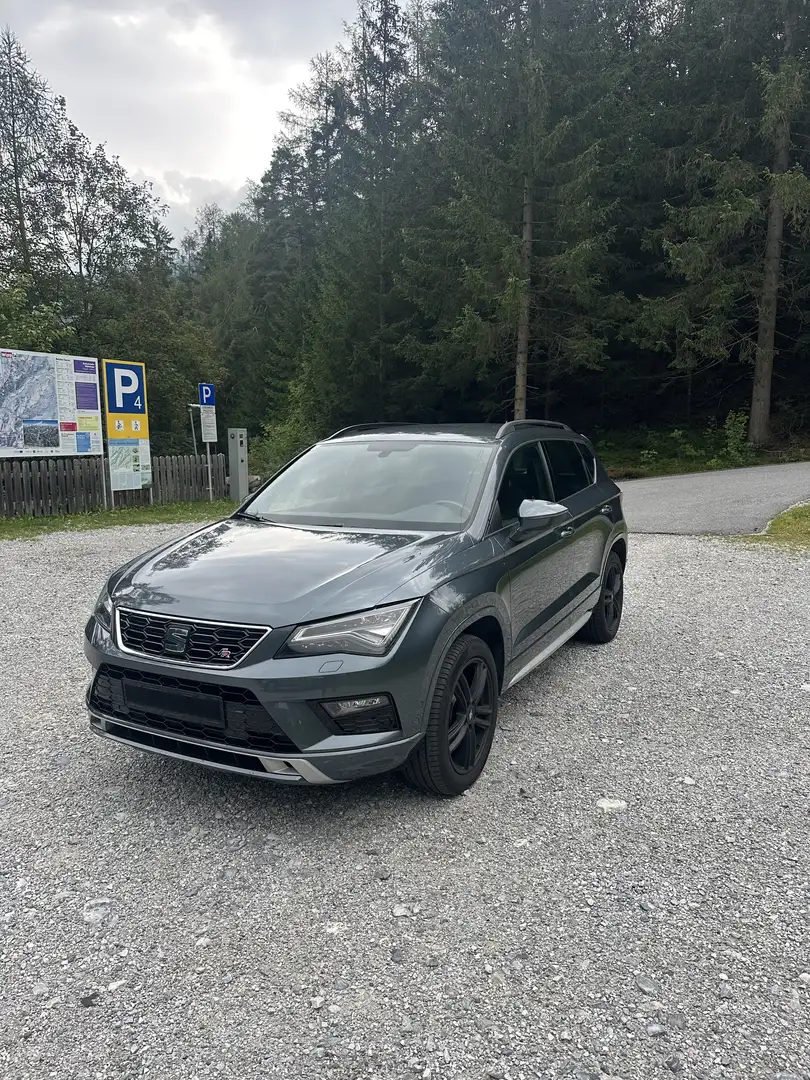 SEAT Ateca 2,0 FR 4WD TDI DSG Grau - 1