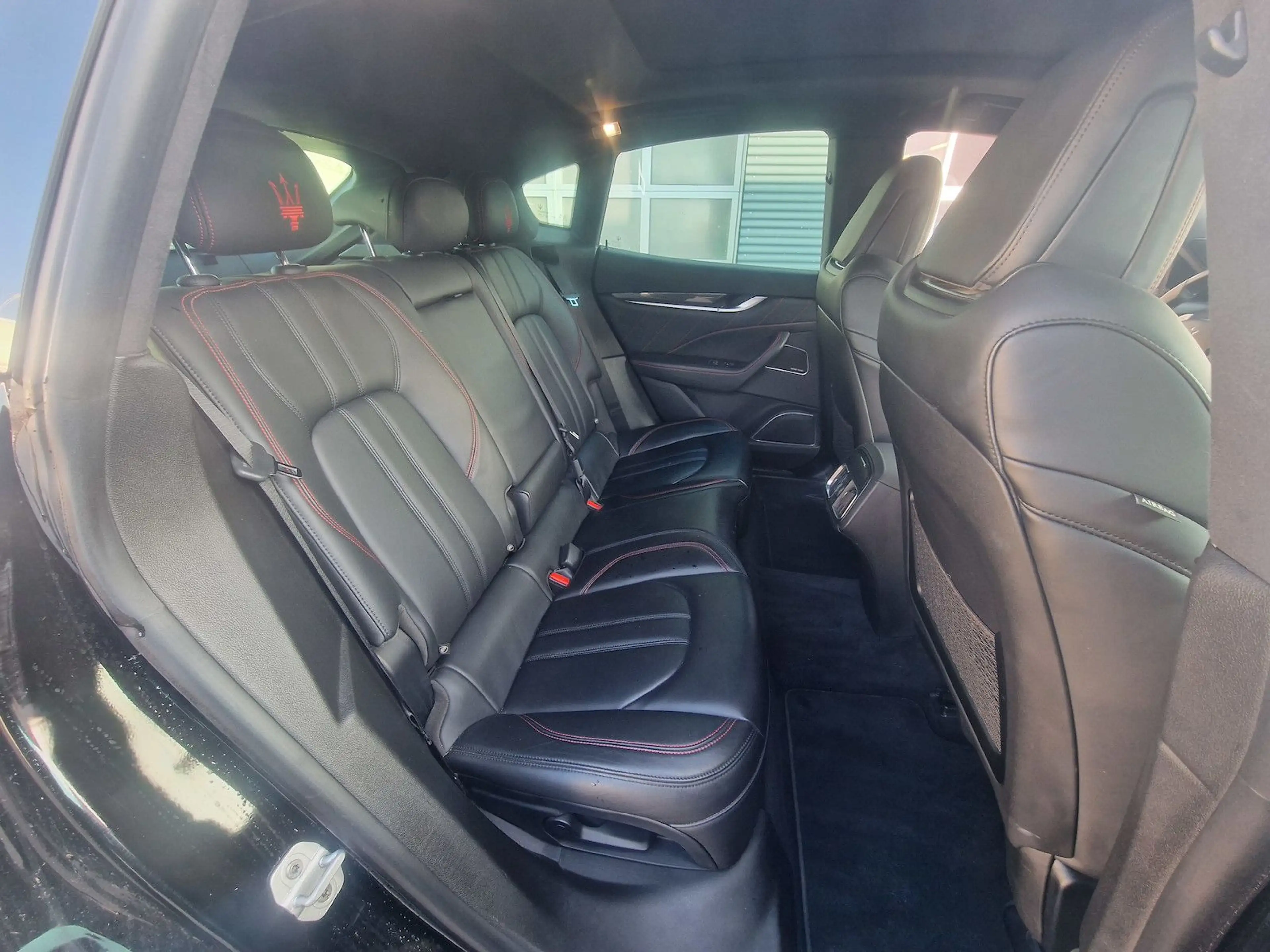 Maserati Levante Q4 Gran Sport Luftfederung — photo 13