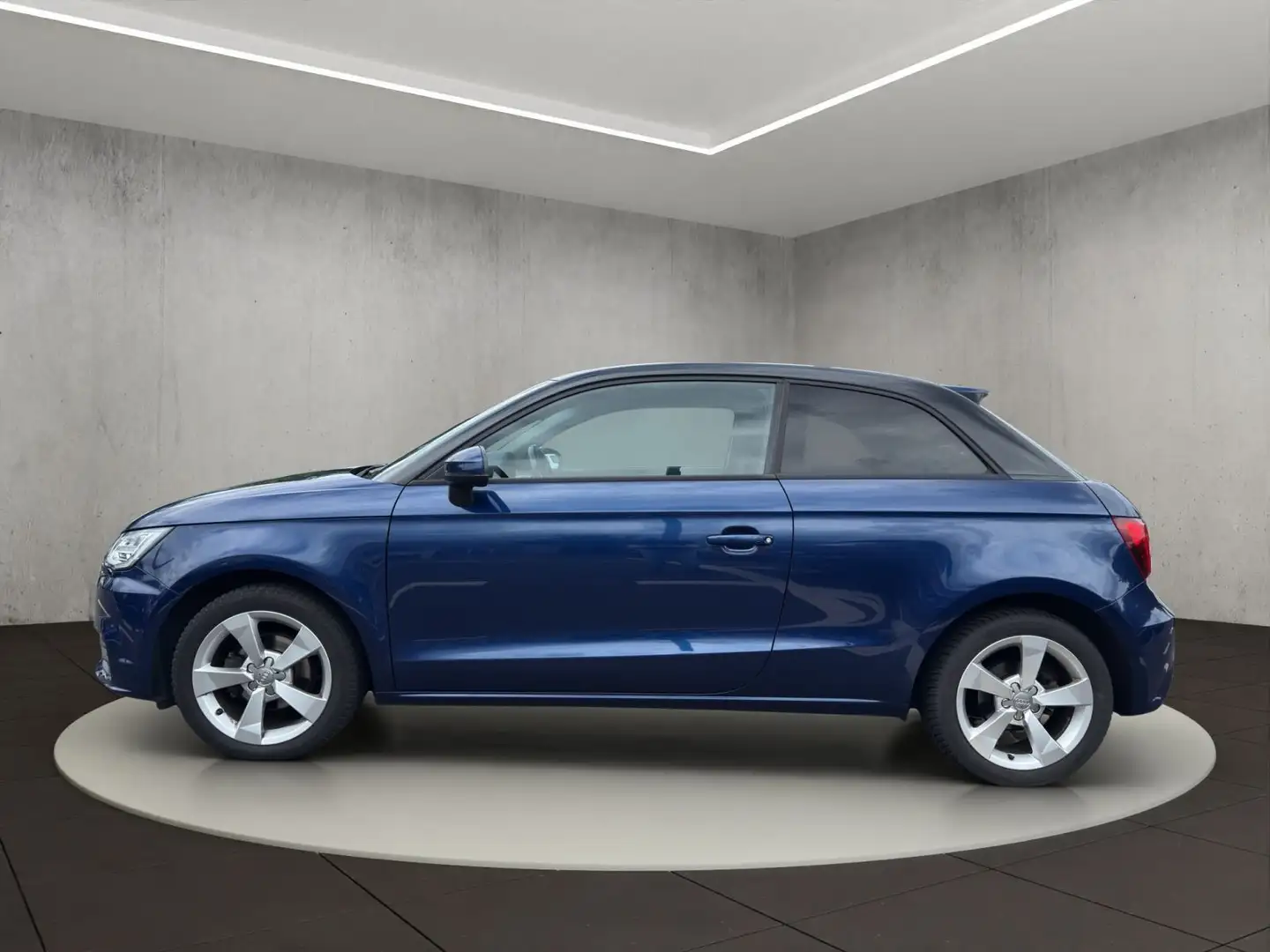 Audi A1 Sport 1.0 TFSI 70(95) kW(PS) 5-Gang Bleu - 2