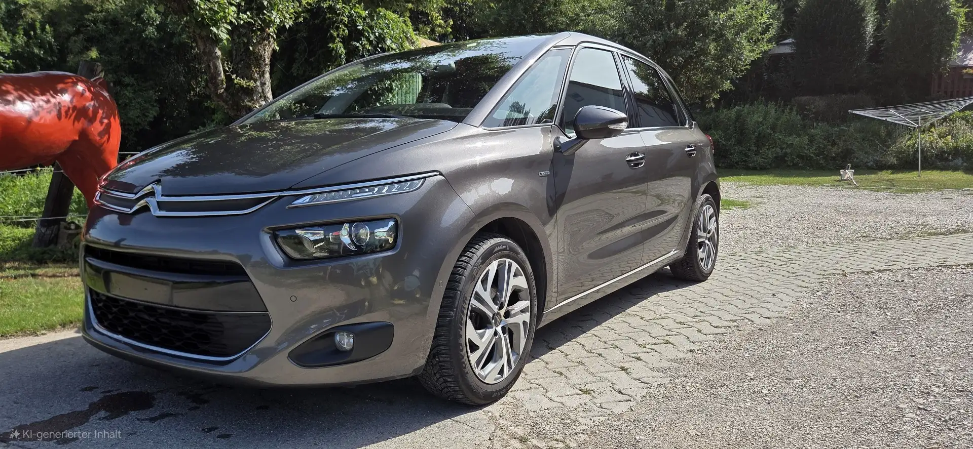 Citroen C4 Picasso PureTech 130 Stop&Start Exclusive Bronze - 1