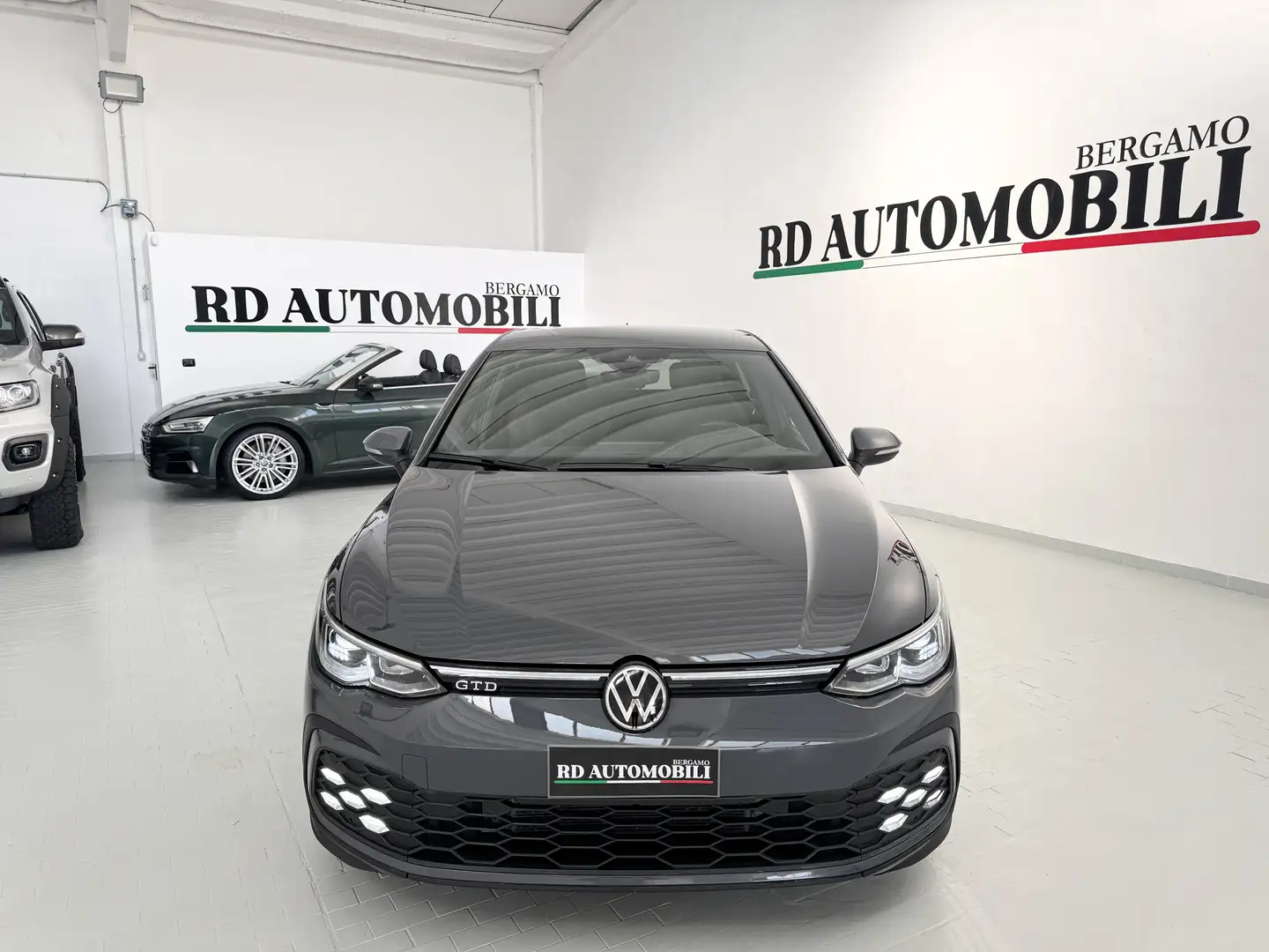 Volkswagen Golf GTD GOLF 8TDI 2.0 GTD-DSG CERCHIO DA 19 OMOLOGATO Gris - 2