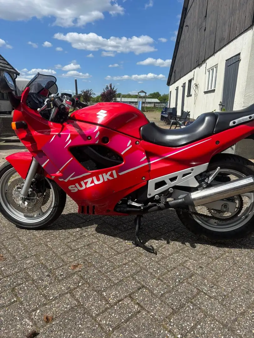 Suzuki GSX 600 - 1