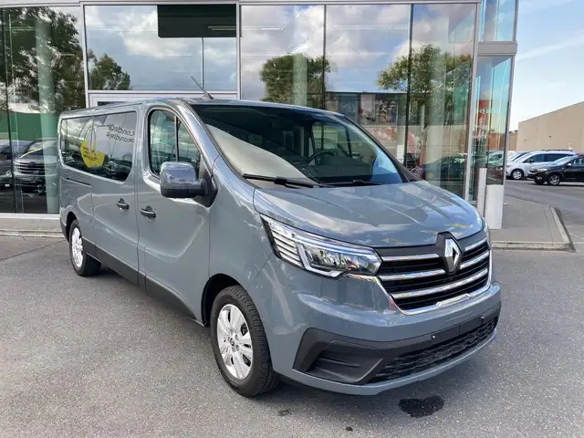 2024 Renault Trafic in Grey for sale