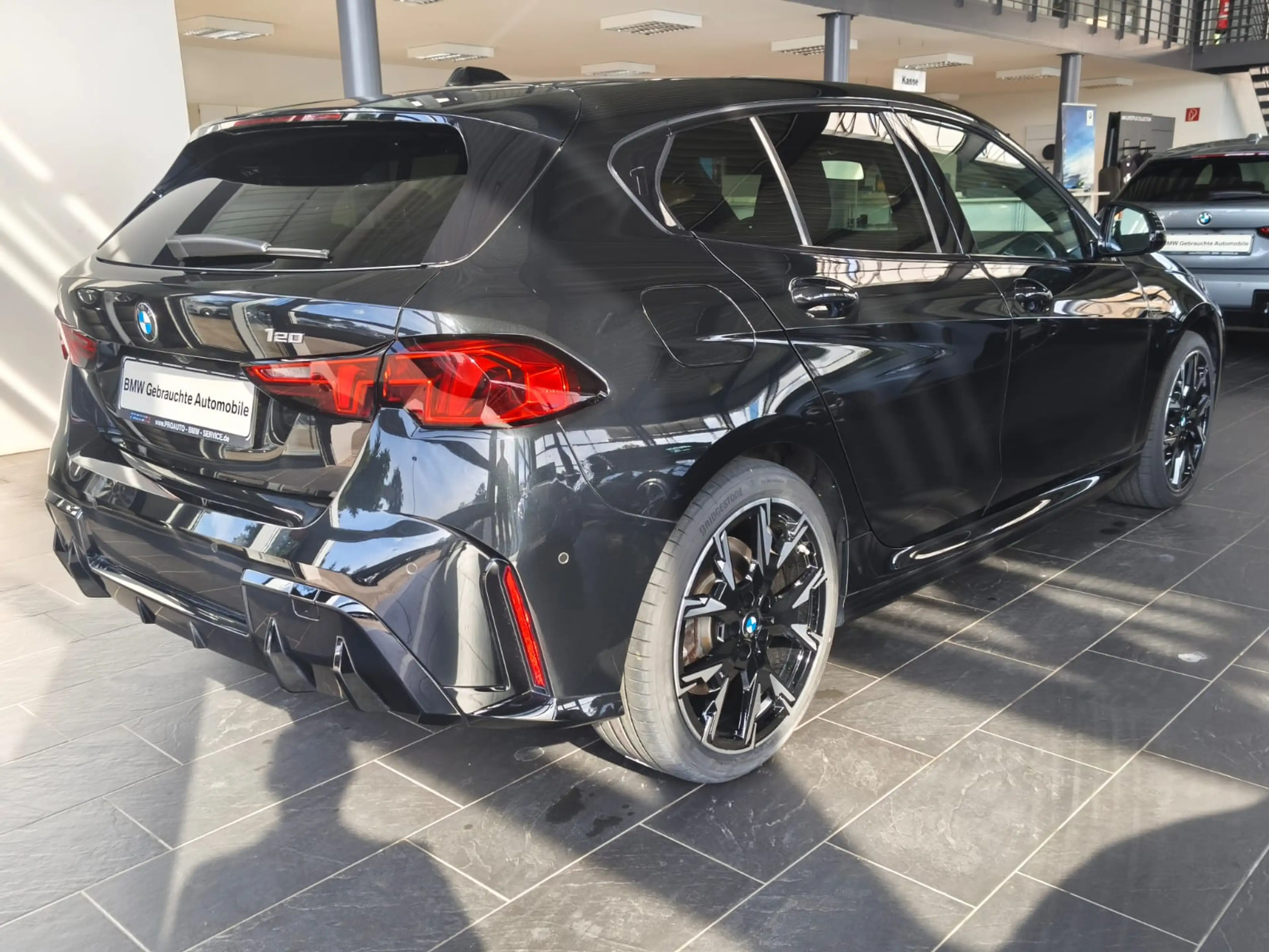 BMW 120 i M Sport Dr.As+/19"/ACC/PANO — photo 7