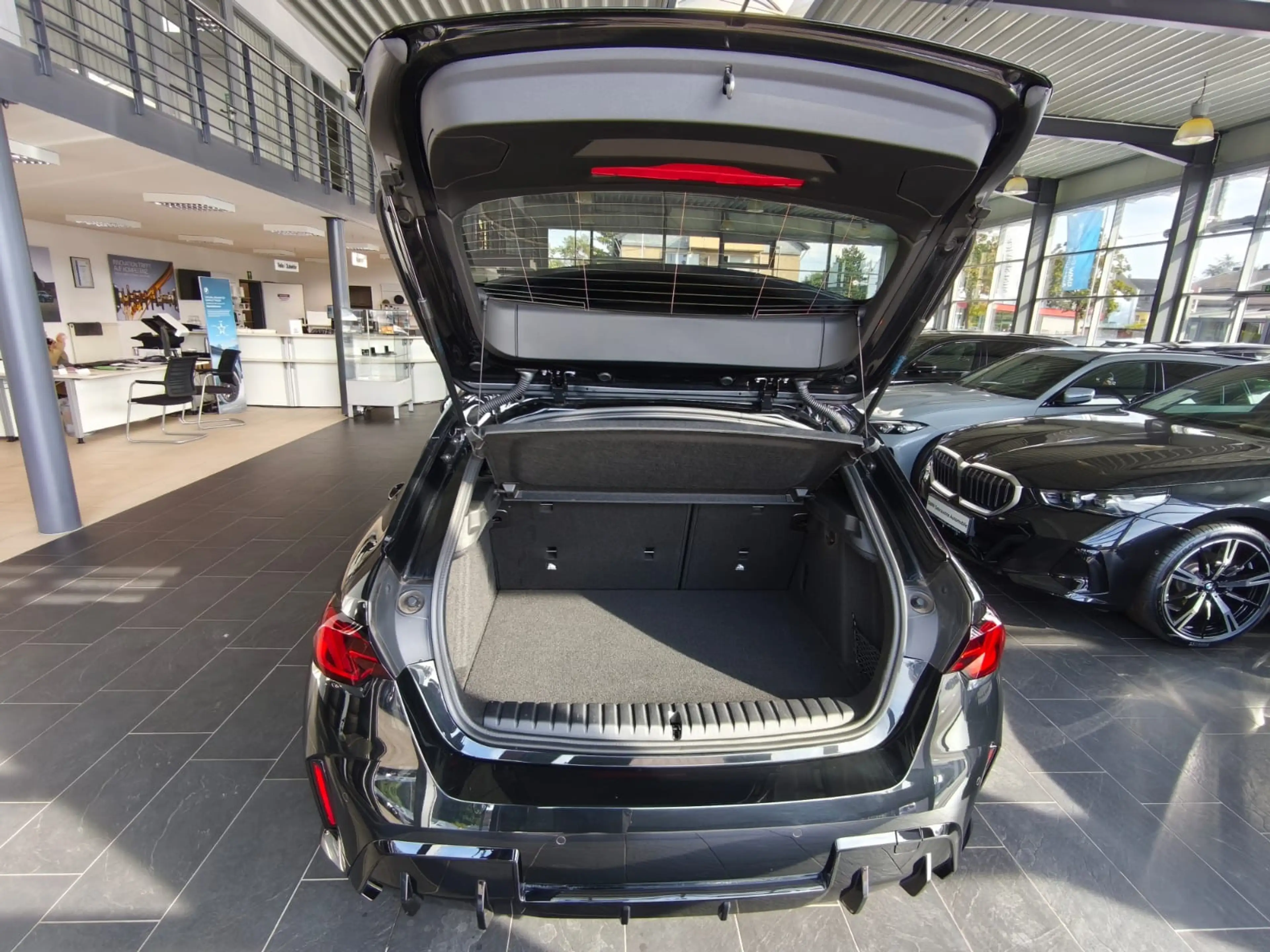 BMW 120 i M Sport Dr.As+/19"/ACC/PANO — photo 6