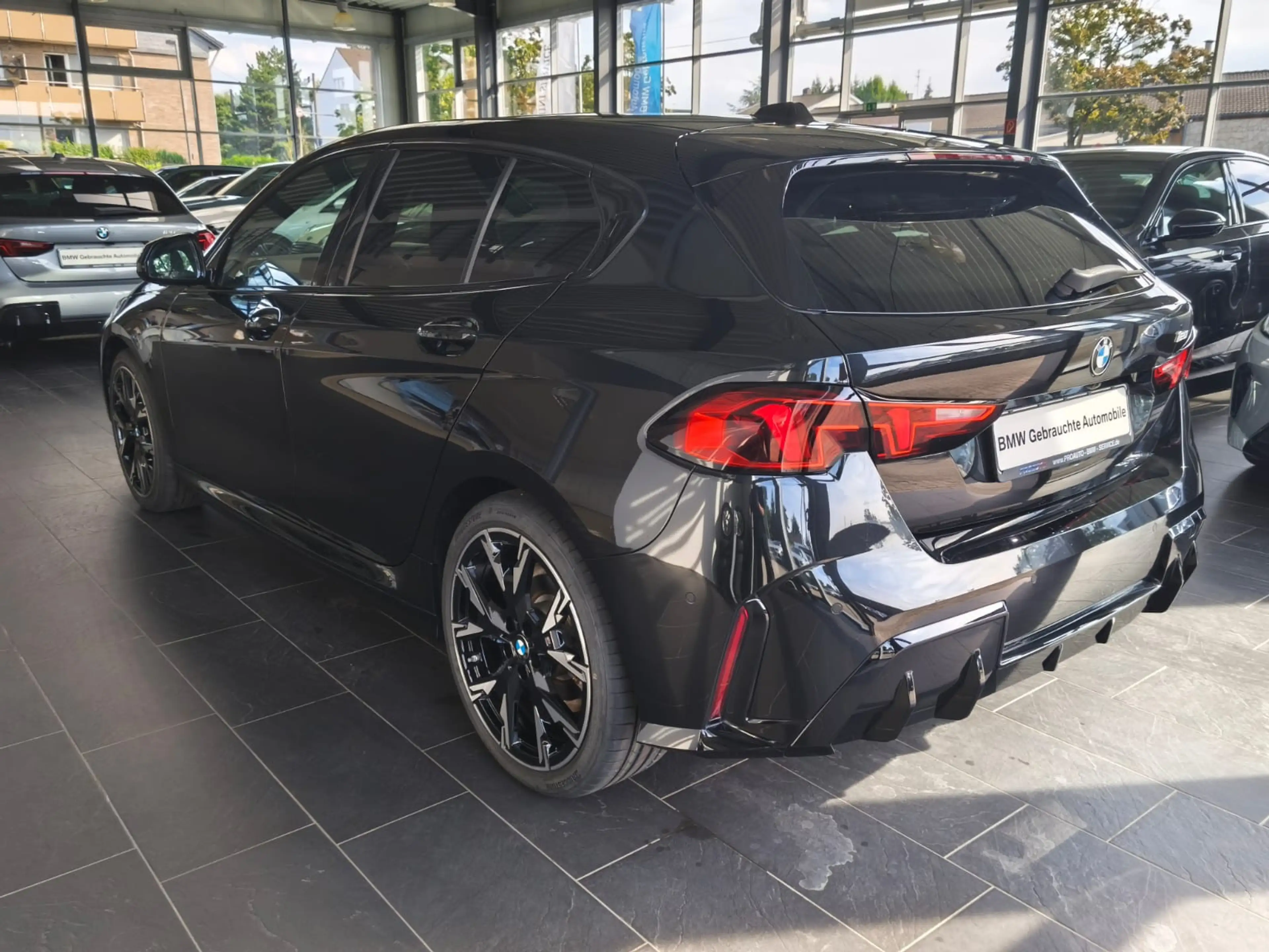BMW 120 i M Sport Dr.As+/19"/ACC/PANO — photo 4