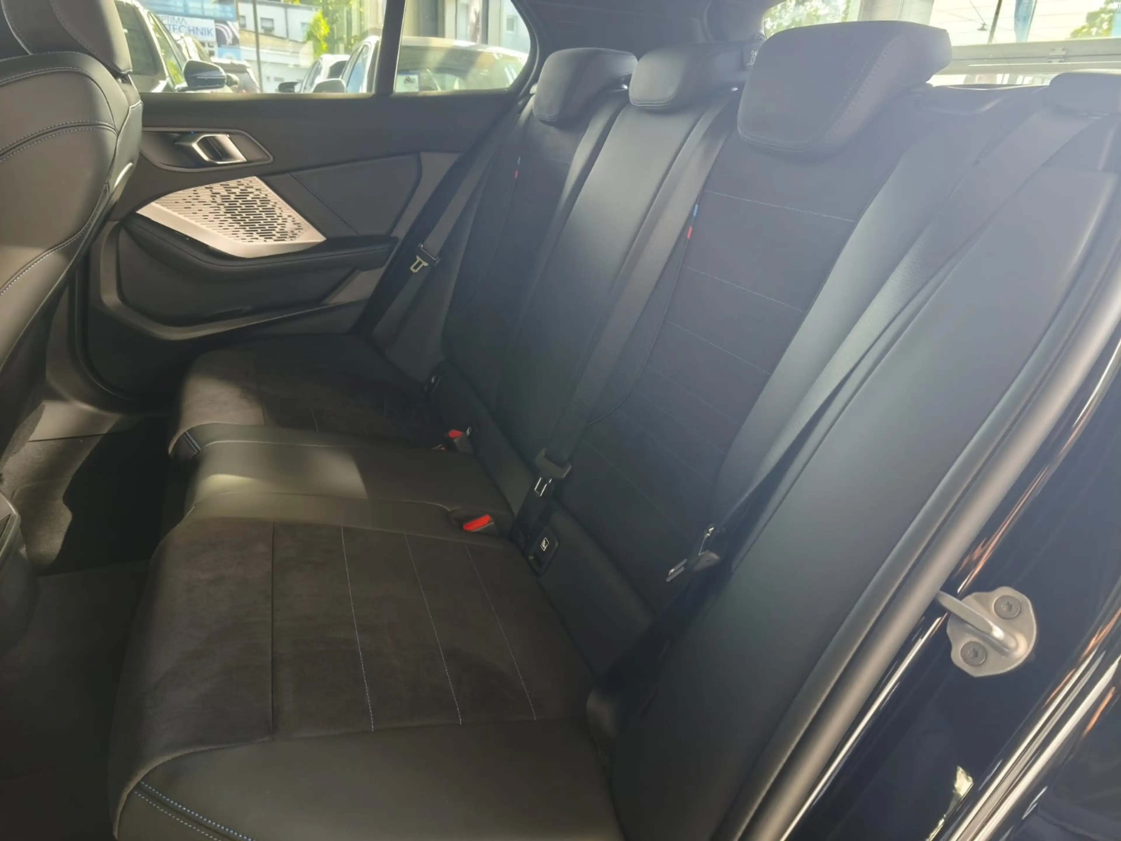 BMW 120 i M Sport Dr.As+/19"/ACC/PANO — photo 14