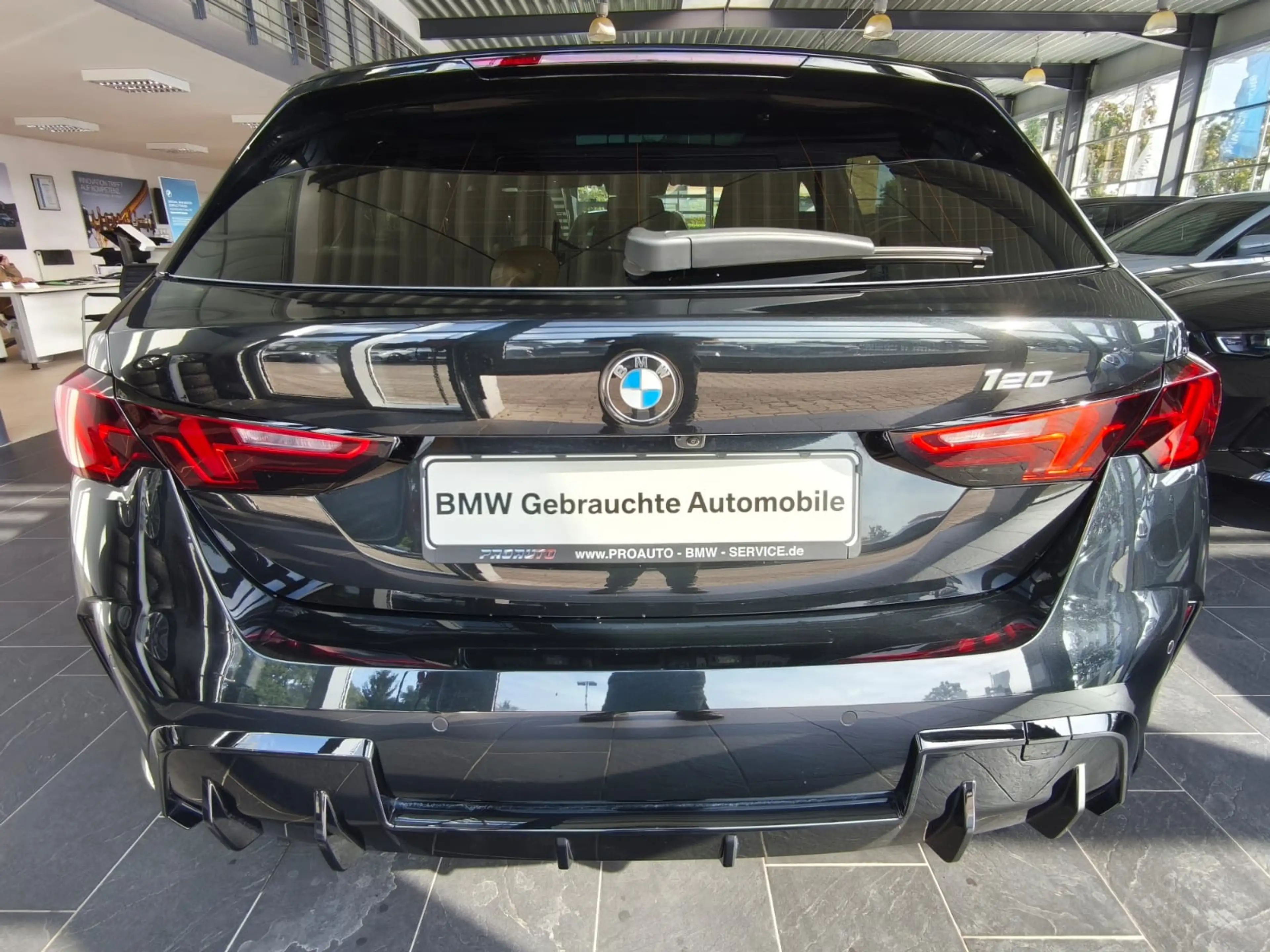 BMW 120 i M Sport Dr.As+/19"/ACC/PANO — photo 5