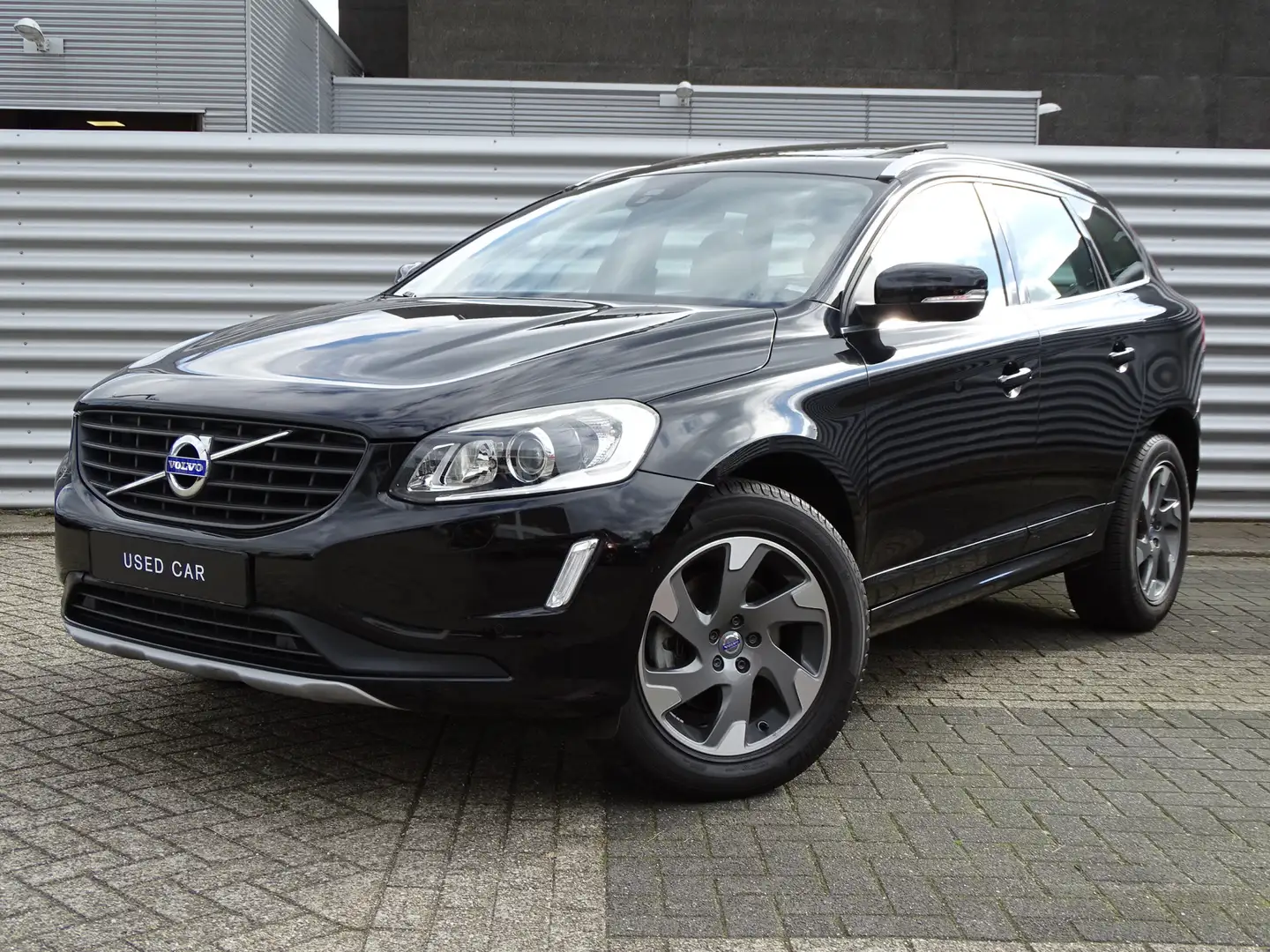 Volvo XC60 2.0 T5 FWD Ocean Race | Trekhaak | Panoramadak Zwart - 1