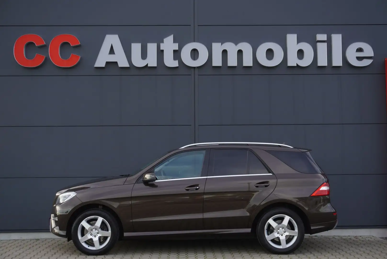 Mercedes-Benz ML 250 CDI AMG Sport Edition/AHK/Comand/ILS/19Z Braun - 1