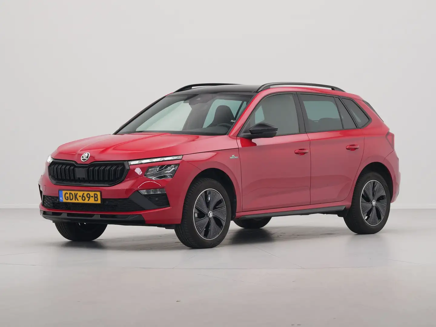 Skoda Kamiq 1.0 TSI 115pk Monte Carlo Panorama Navigatie Camer Rood - 2