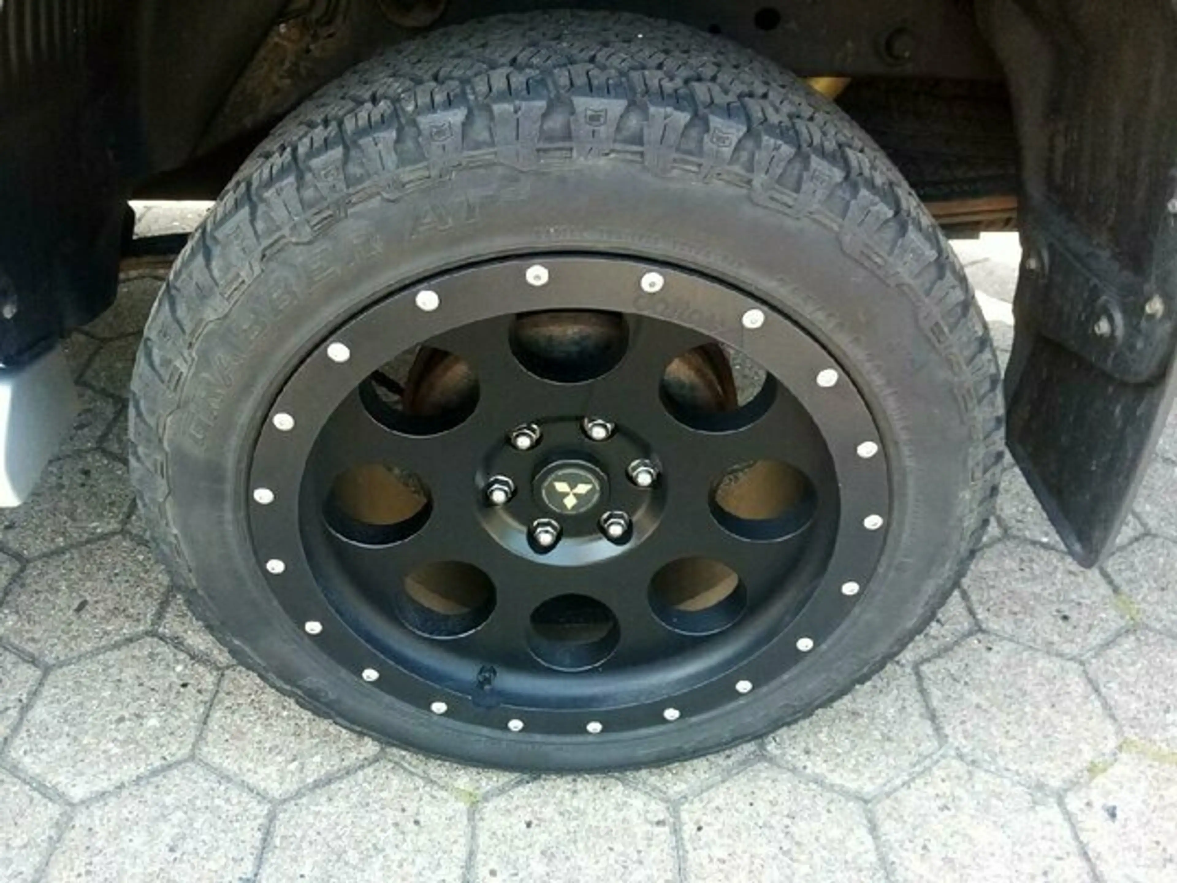 Mitsubishi L200 Top Doppelkabine 4WD — photo 15