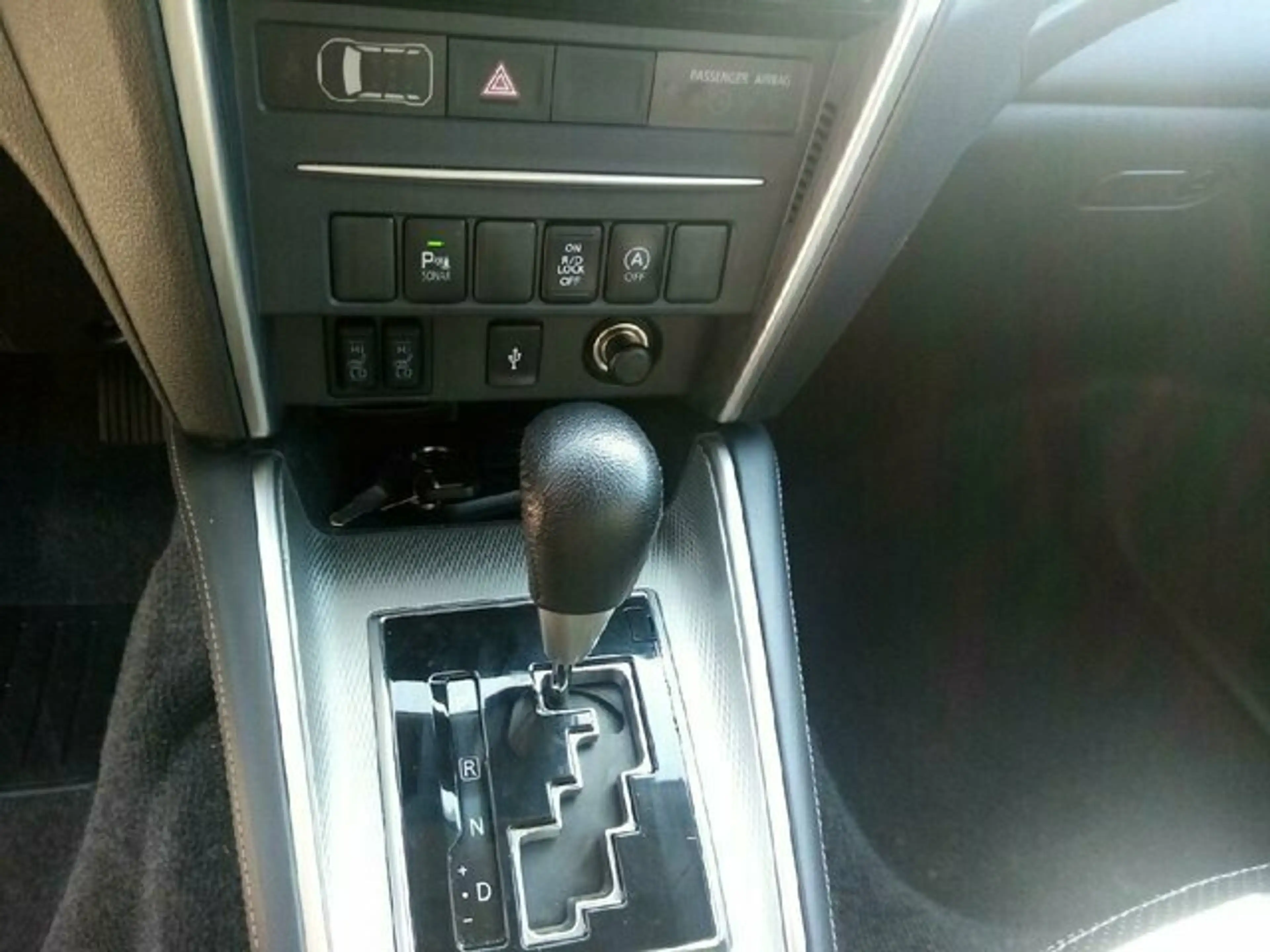 Mitsubishi L200 Top Doppelkabine 4WD — photo 11