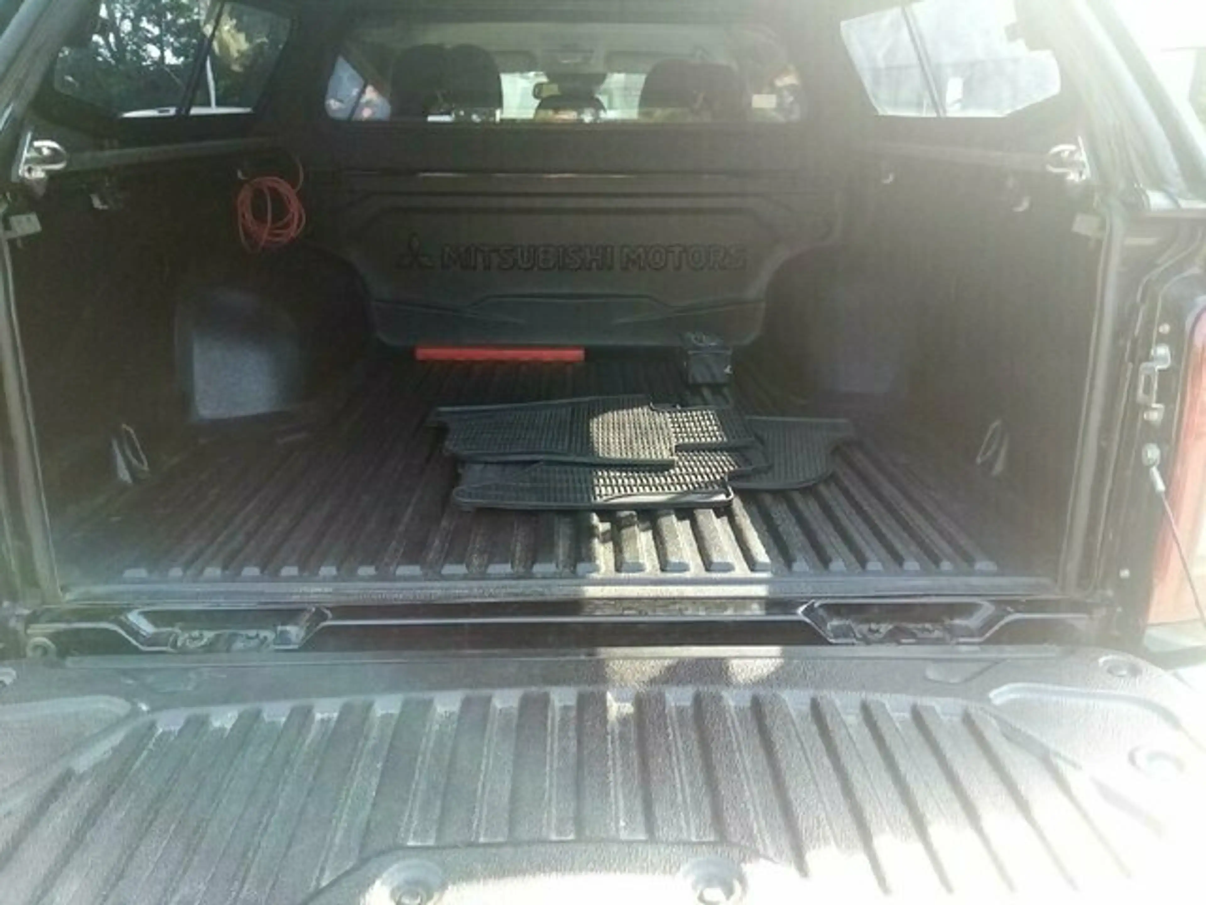 Mitsubishi L200 Top Doppelkabine 4WD — photo 9