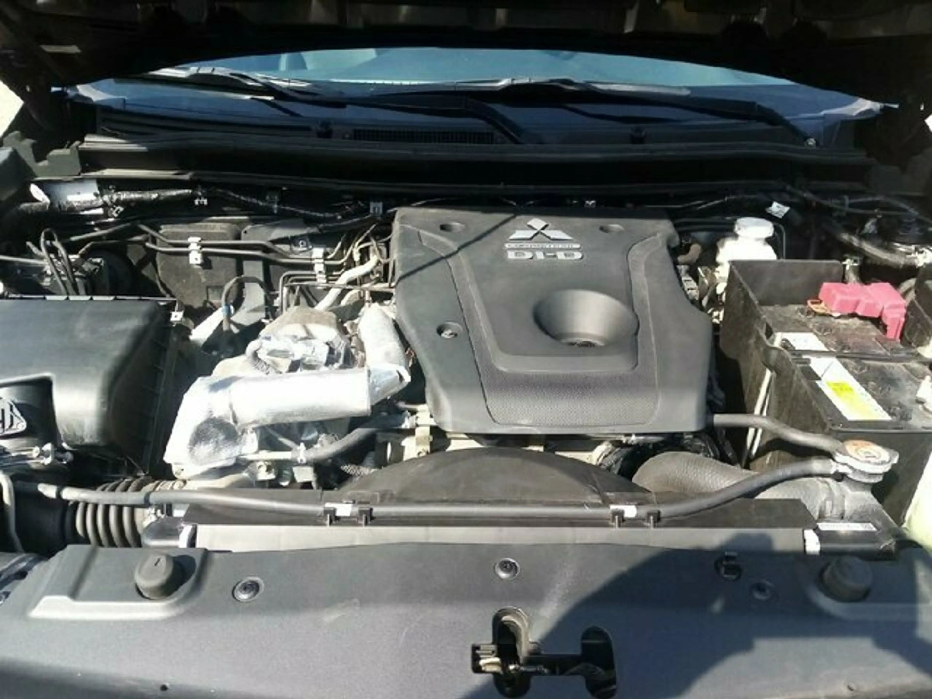 Mitsubishi L200 Top Doppelkabine 4WD — photo 10