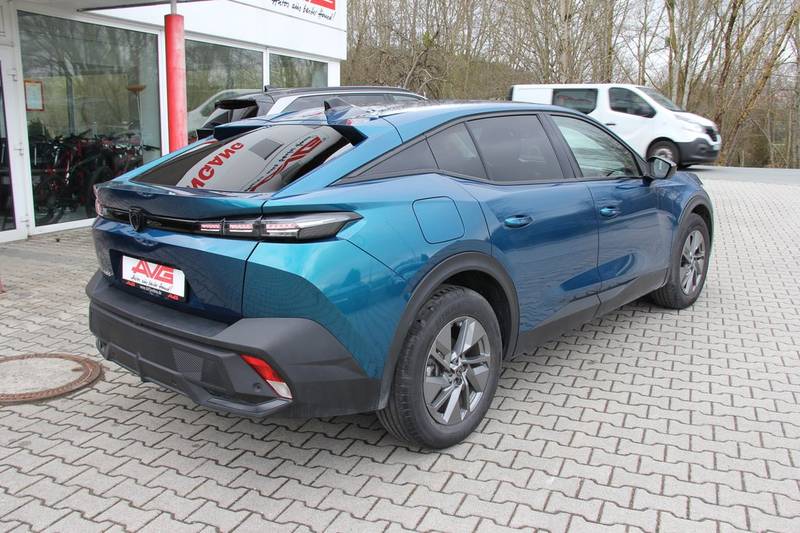 Peugeot 408 Mildd Hybrid 145PS Allure AdaptivTempomat — photo 21