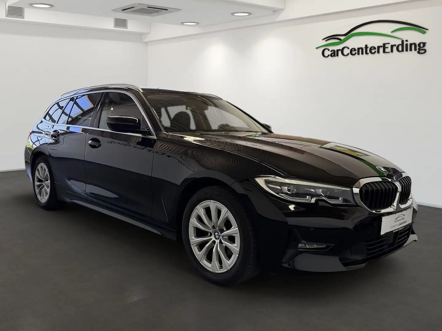 BMW 318 dTouring*LED*Navi*ACC*Sportsitze*DAB*PDC*SHZ* Schwarz - 2