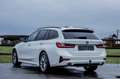BMW 330 i Sport-Line 258PK / HISTORIEK / APPLE CARPLAY Wit - thumbnail 10