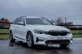 BMW 330 i Sport-Line 258PK / HISTORIEK / APPLE CARPLAY Wit - thumbnail 6