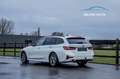 BMW 330 i Sport-Line 258PK / HISTORIEK / APPLE CARPLAY Wit - thumbnail 2
