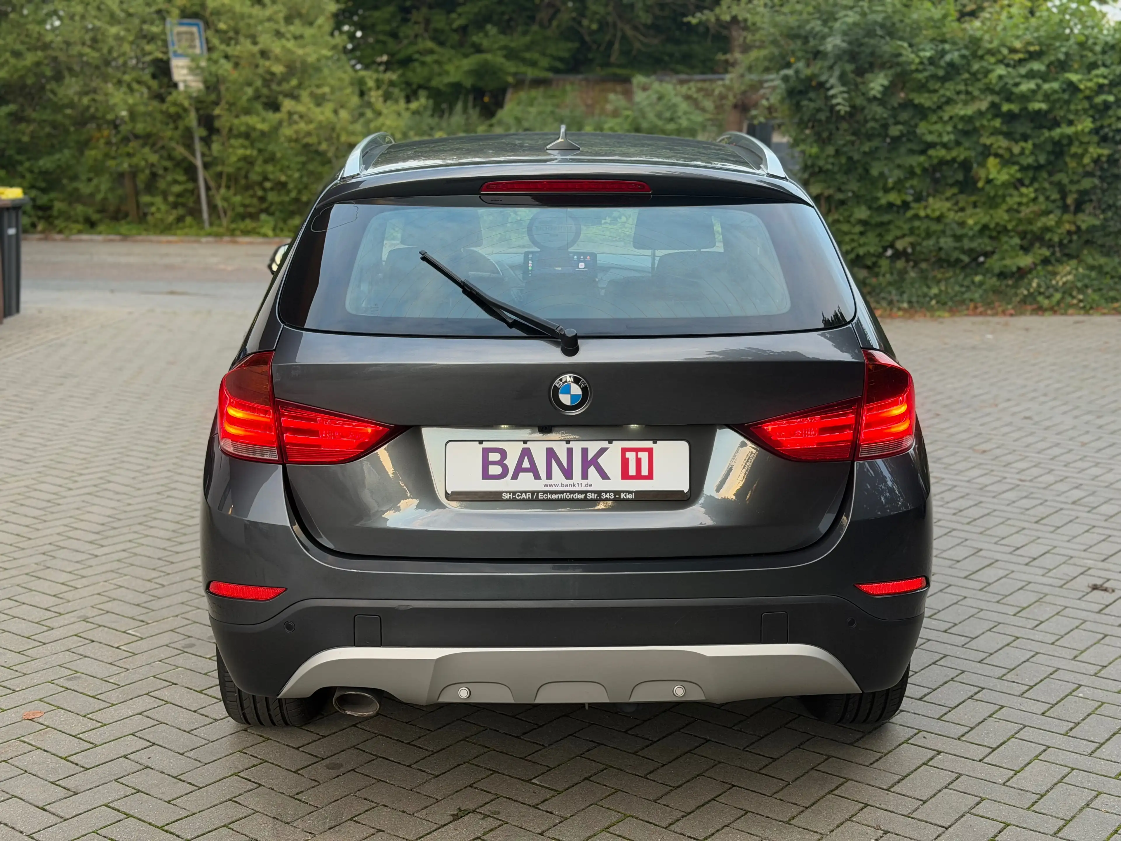 BMW X1 xDrive18d/TÜV NEU/ ÖL NEU/ PDC/ CARPLAY — photo 4