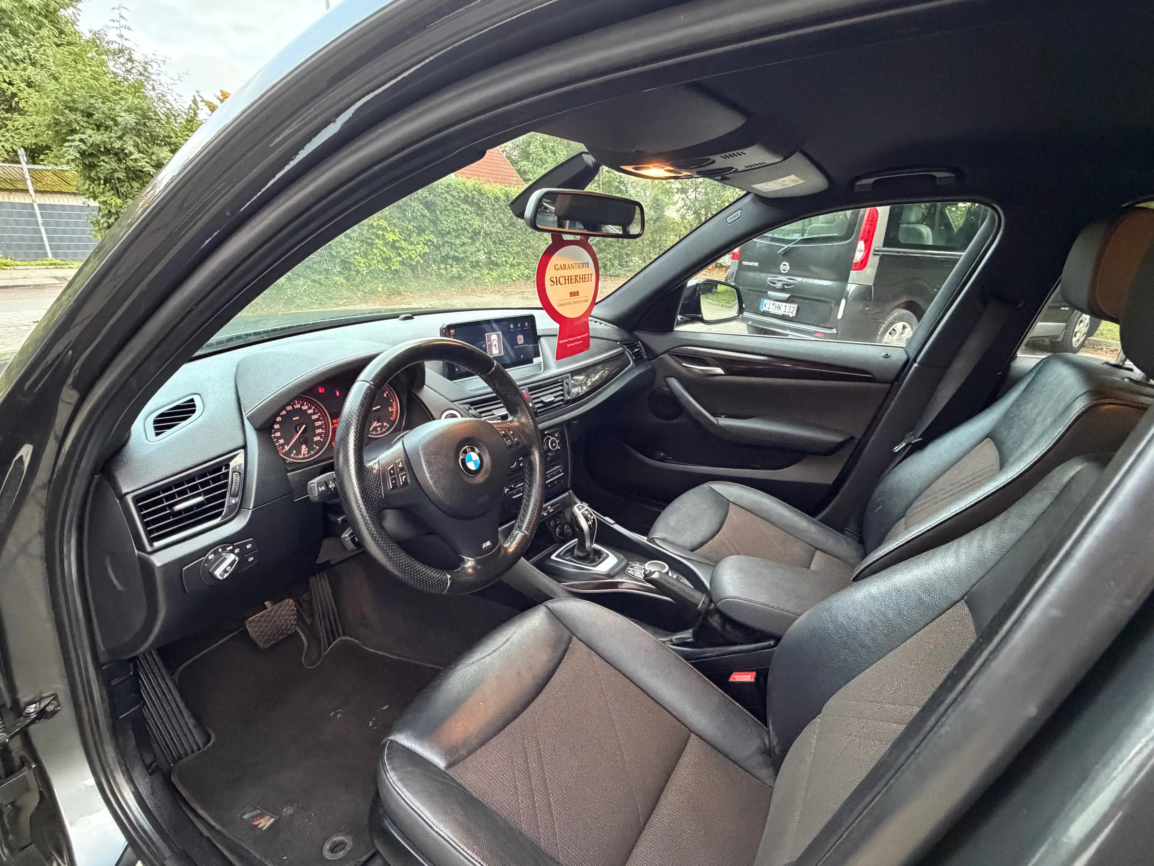 BMW X1 xDrive18d/TÜV NEU/ ÖL NEU/ PDC/ CARPLAY — photo 9